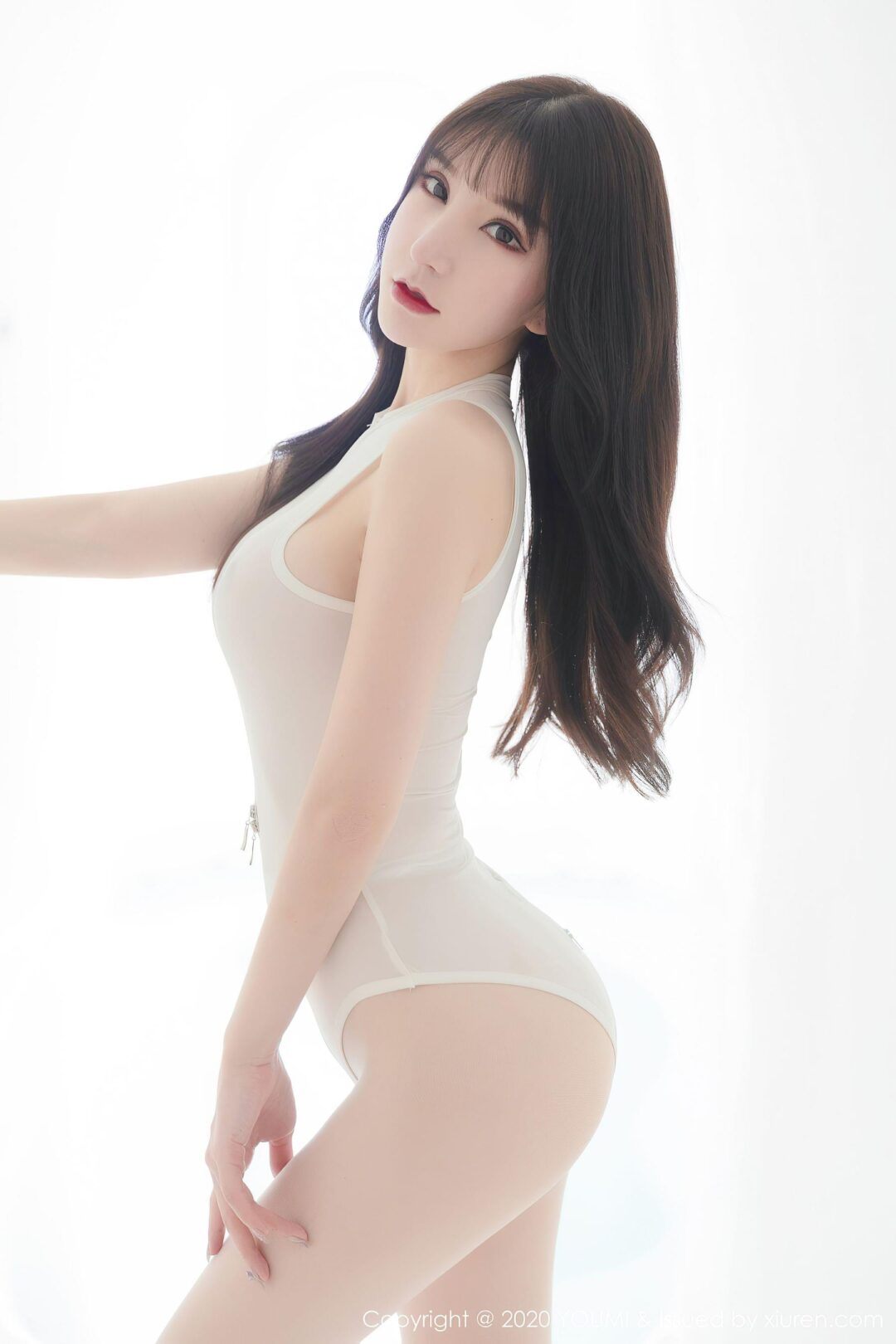 [尤蜜荟YouMi] Vol.508 周于希SandyXiuren秀人写真高清美女套图写真下载-看套图看套图