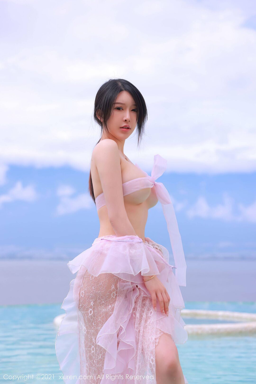[秀人XiuRen] No.4401 玉兔miki-看套图