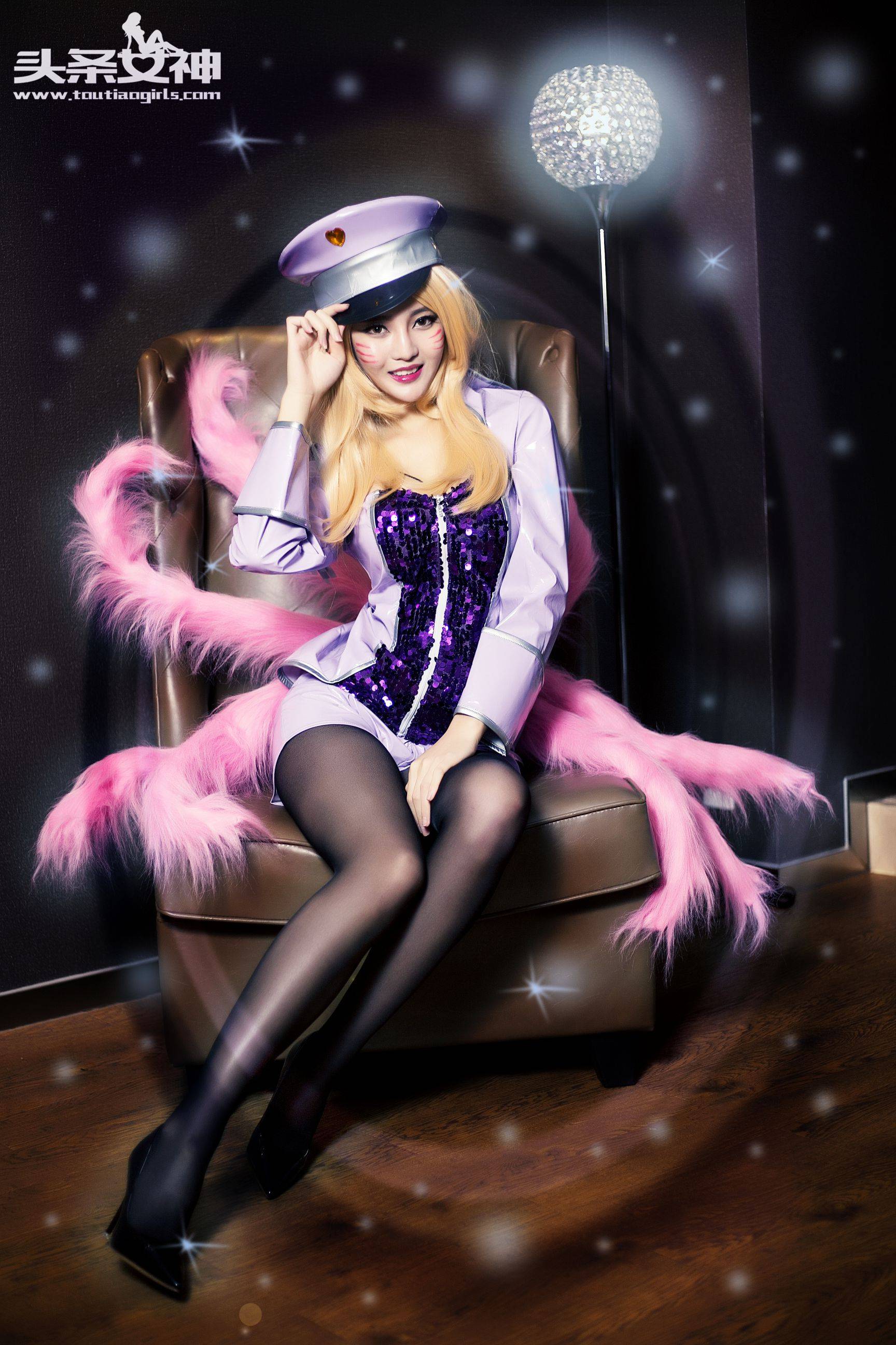 文雪《阿狸九尾雪宝cos》 [头条女神]Xiuren秀人写真高清美女套图写真下载-看套图看套图