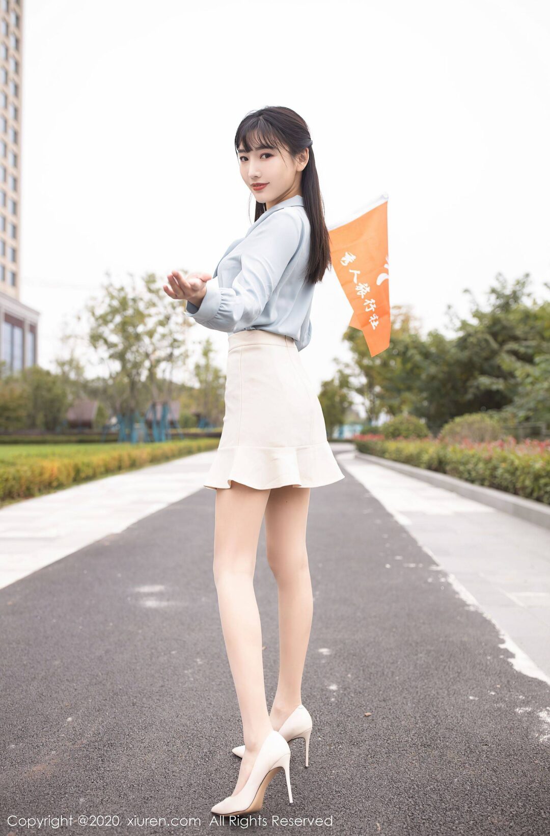 2hi43