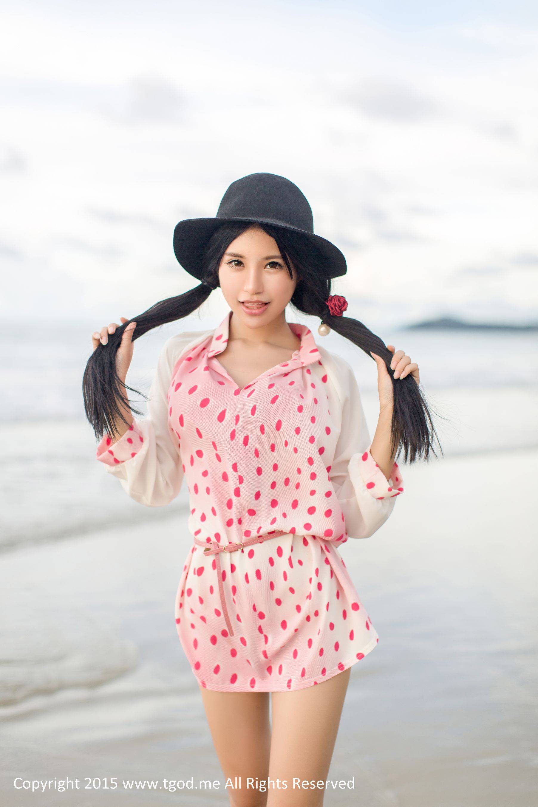 绮里嘉ula《乖乖女仆俏佳人》 [TGOD推女神]Xiuren秀人写真高清美女套图写真下载-看套图看套图