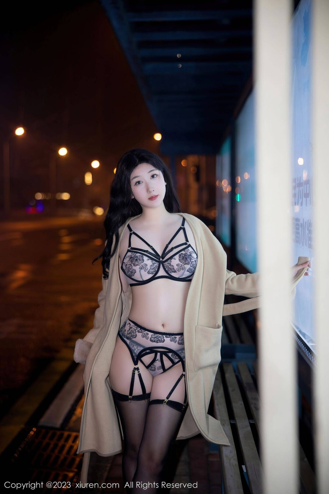 [XiuRen秀人网] No.6424 江真真 黑丝美臀-看套图