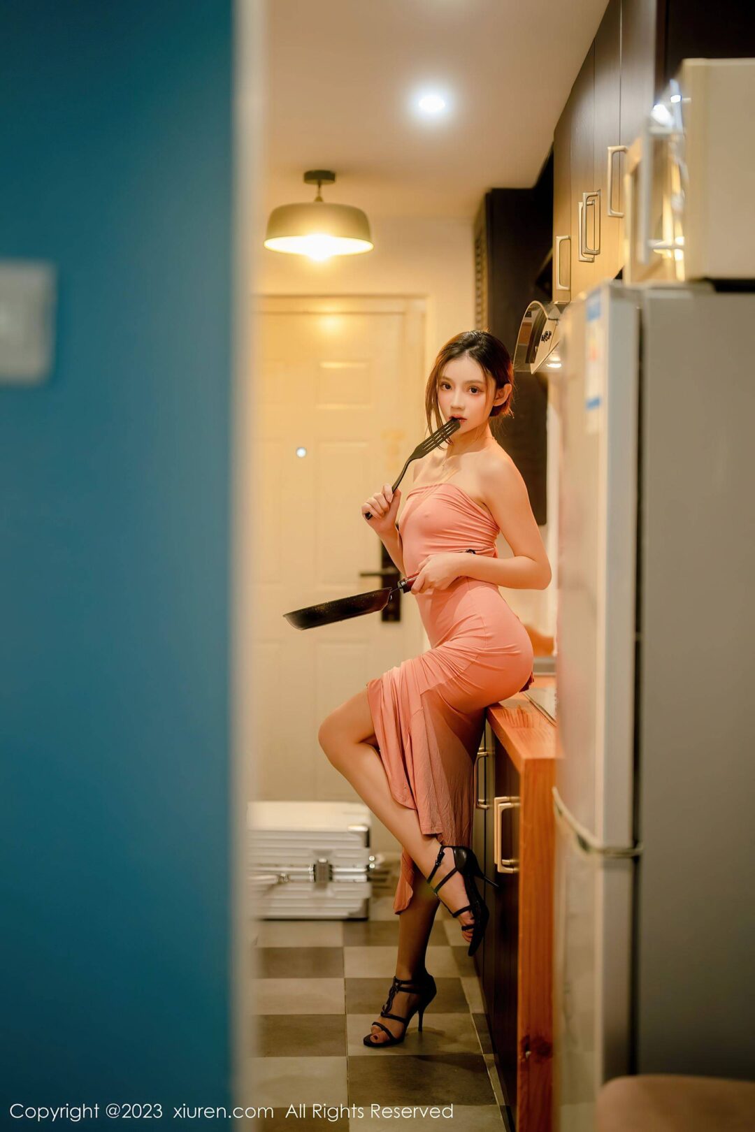 [XiuRen秀人网] No.6437 加朵babe 美腿丝袜Xiuren秀人写真高清美女套图写真下载-看套图看套图