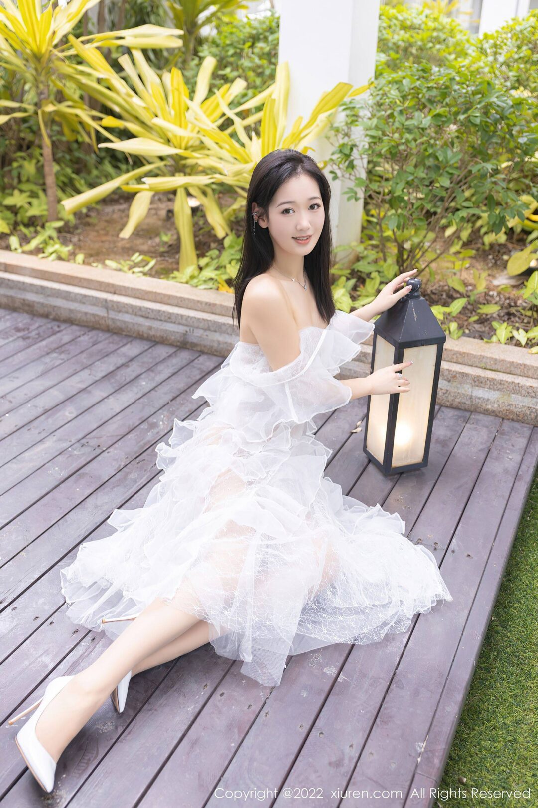 [XiuRen秀人网] No.5380 唐安琪 婚纱裙美腿-看套图