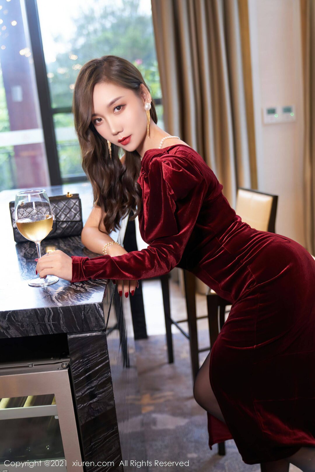 [秀人XiuRen] No.3807 艾静香-看套图