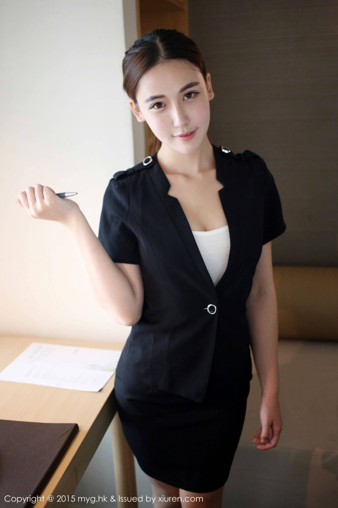 熊吖BOBO《老师制服诱惑》 [美媛馆MyGirl] Vol.161-看套图