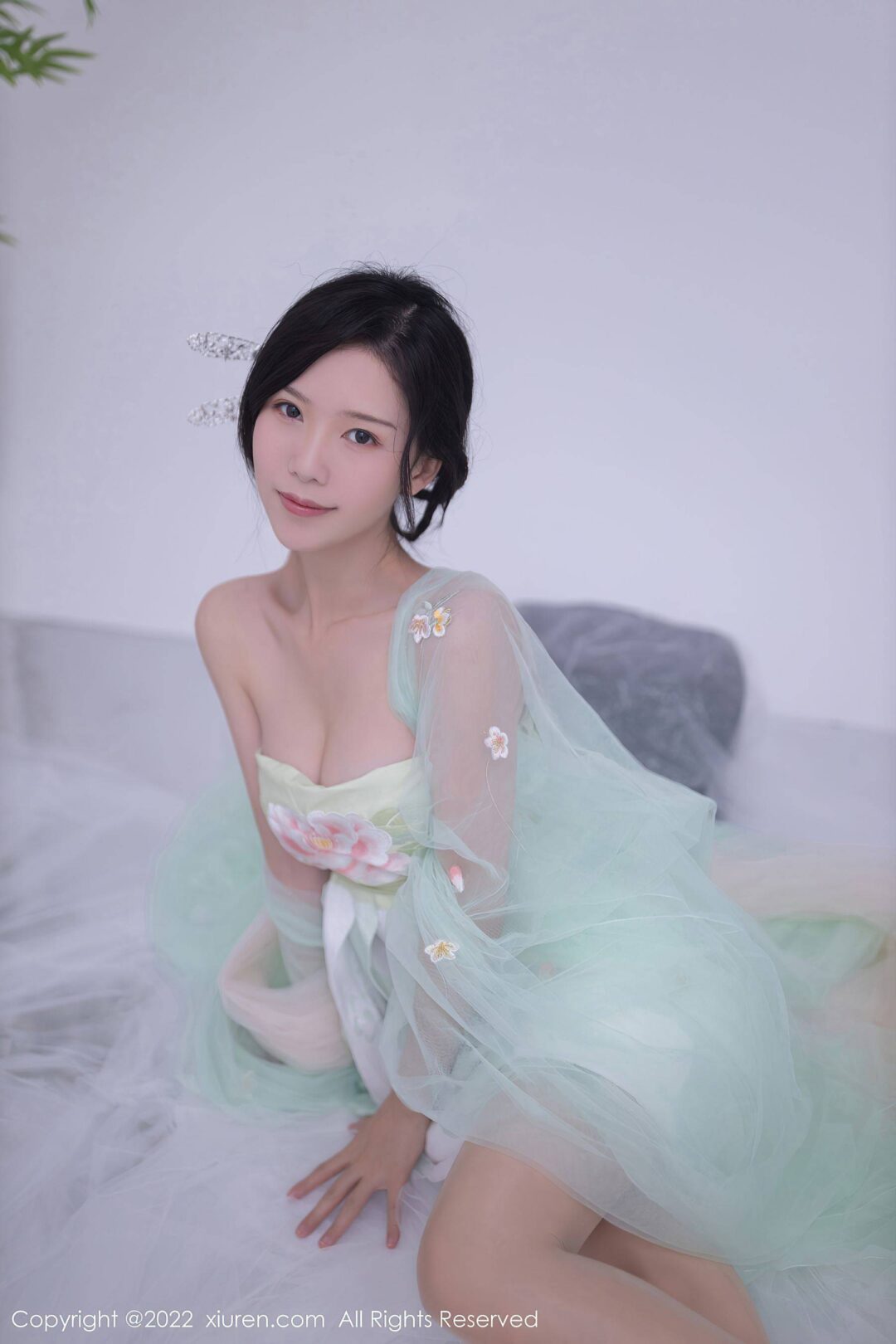 [XiuRen秀人网] No.5345 利世 古装美腿-看套图
