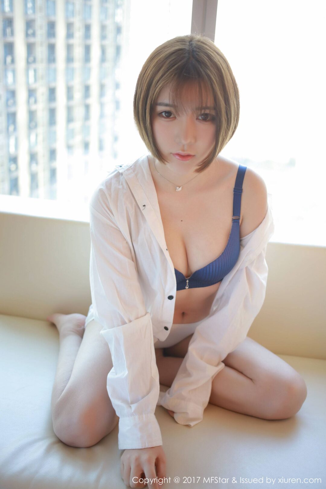 冷不丁《性感衬衫与蕾丝诱惑》 [模范学院MFStar] Vol.089Xiuren秀人写真高清美女套图写真下载-看套图看套图