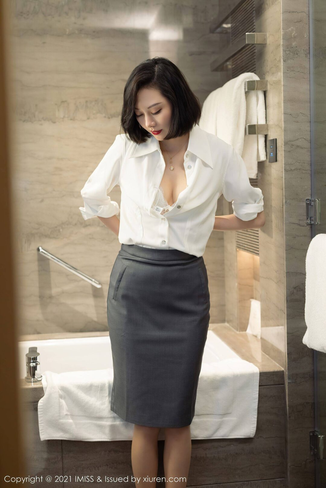 [爱蜜社IMiss] Vol.623 艺轩Xiuren秀人写真高清美女套图写真下载-看套图看套图