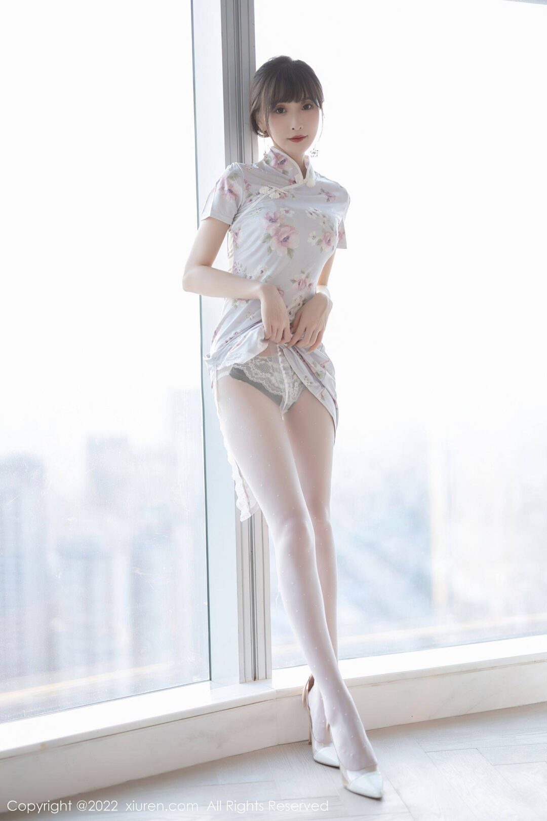 8xomi