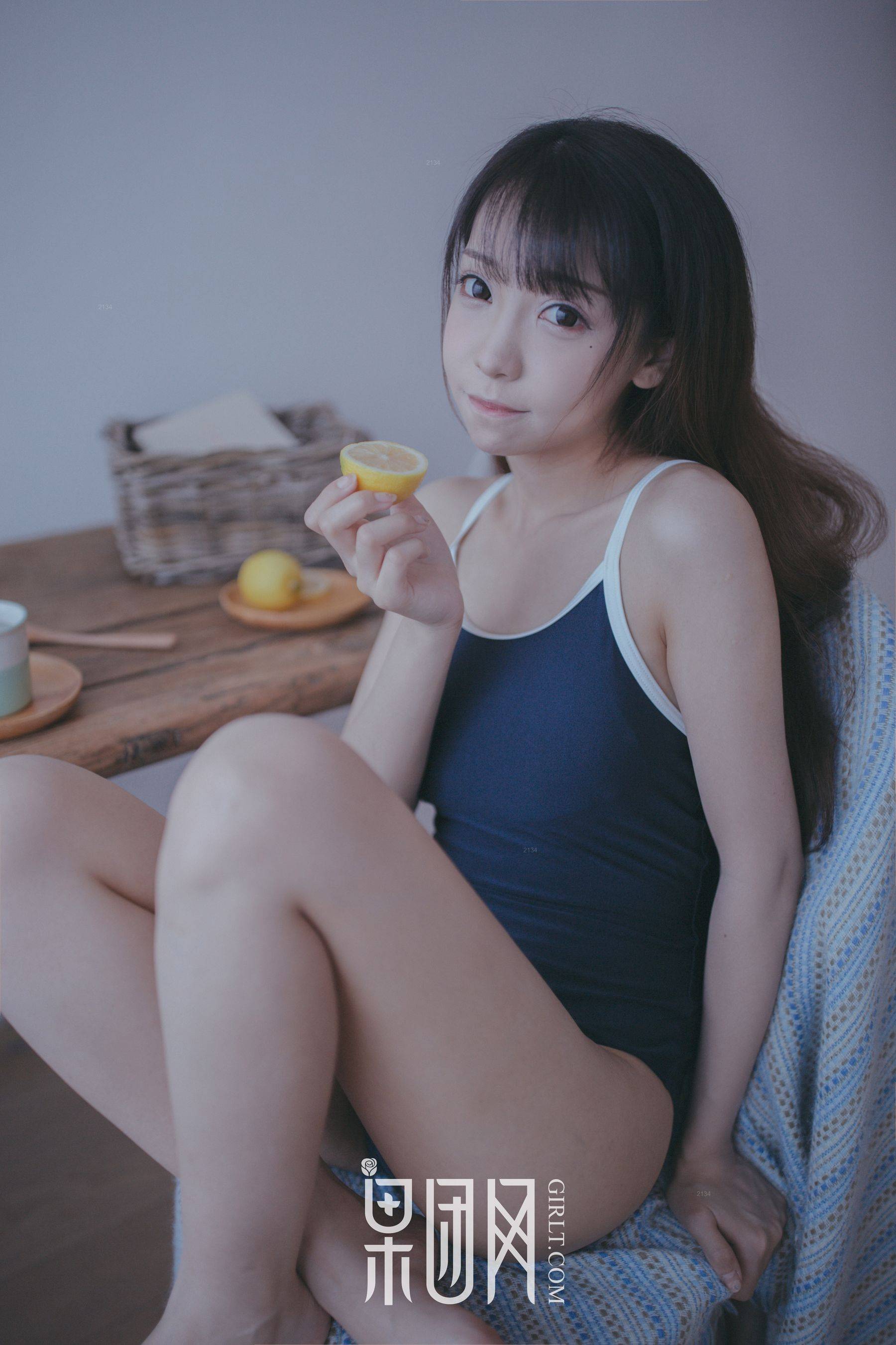 水花花不是水哗哗《邻家小妹陪你吃早餐！》 [果团Girlt]熊川纪信 No.028Xiuren秀人写真高清美女套图写真下载-看套图看套图