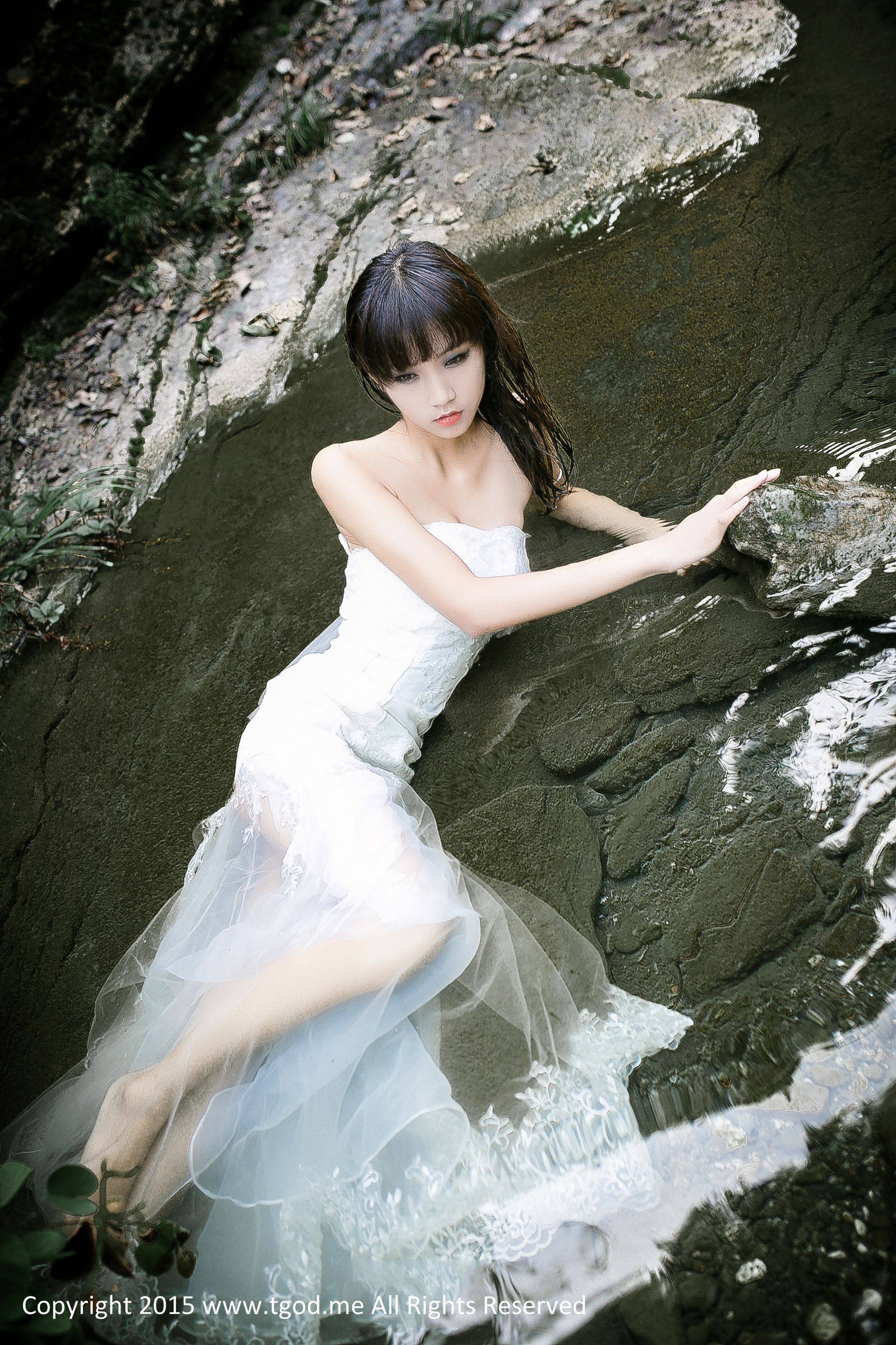 徐畅《幽谷中的美人鱼》 [TGOD推女神]Xiuren秀人写真高清美女套图写真下载-看套图看套图