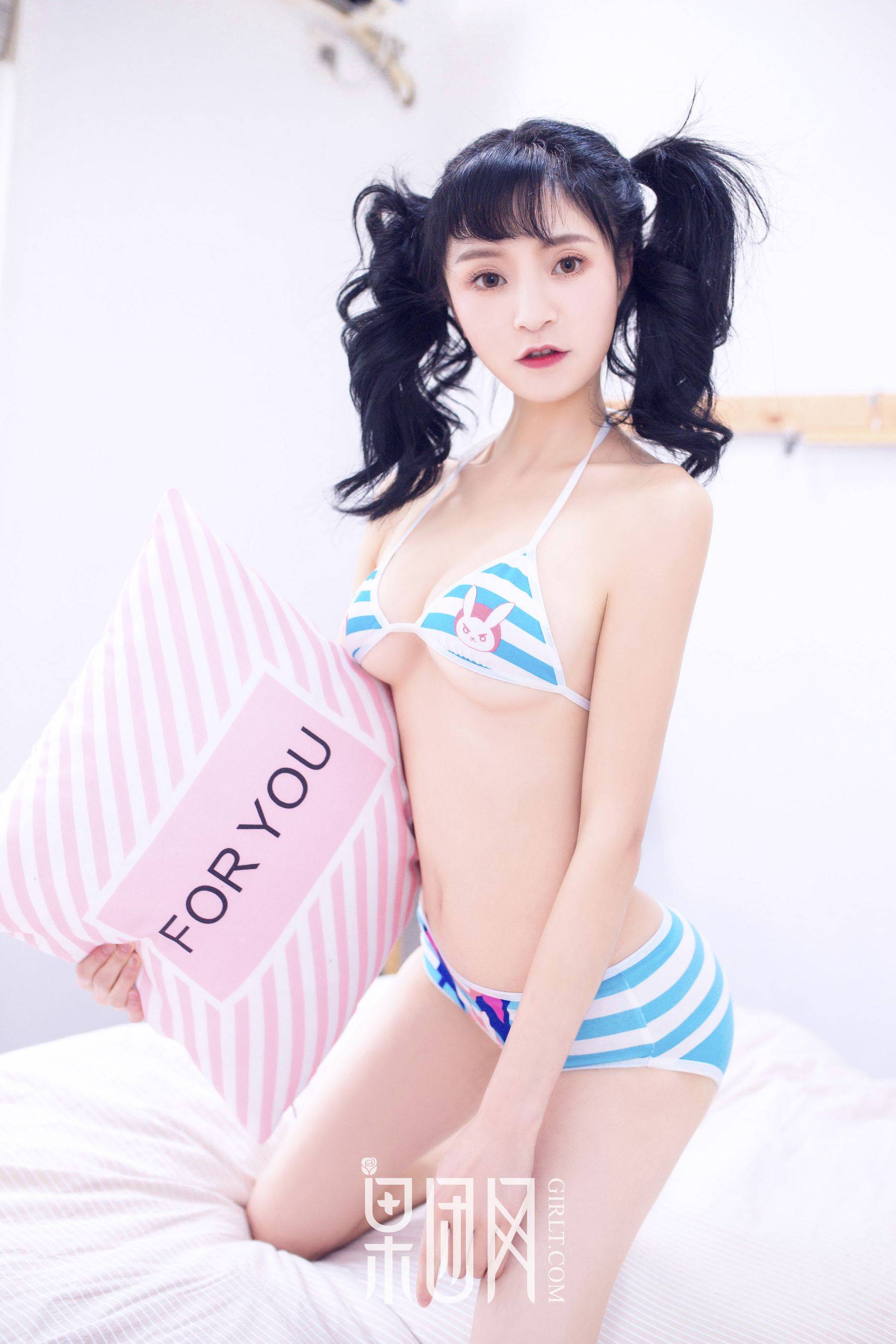 《甜心蘑菇DVA》 [果团Girlt] No.129Xiuren秀人写真高清美女套图写真下载-看套图看套图