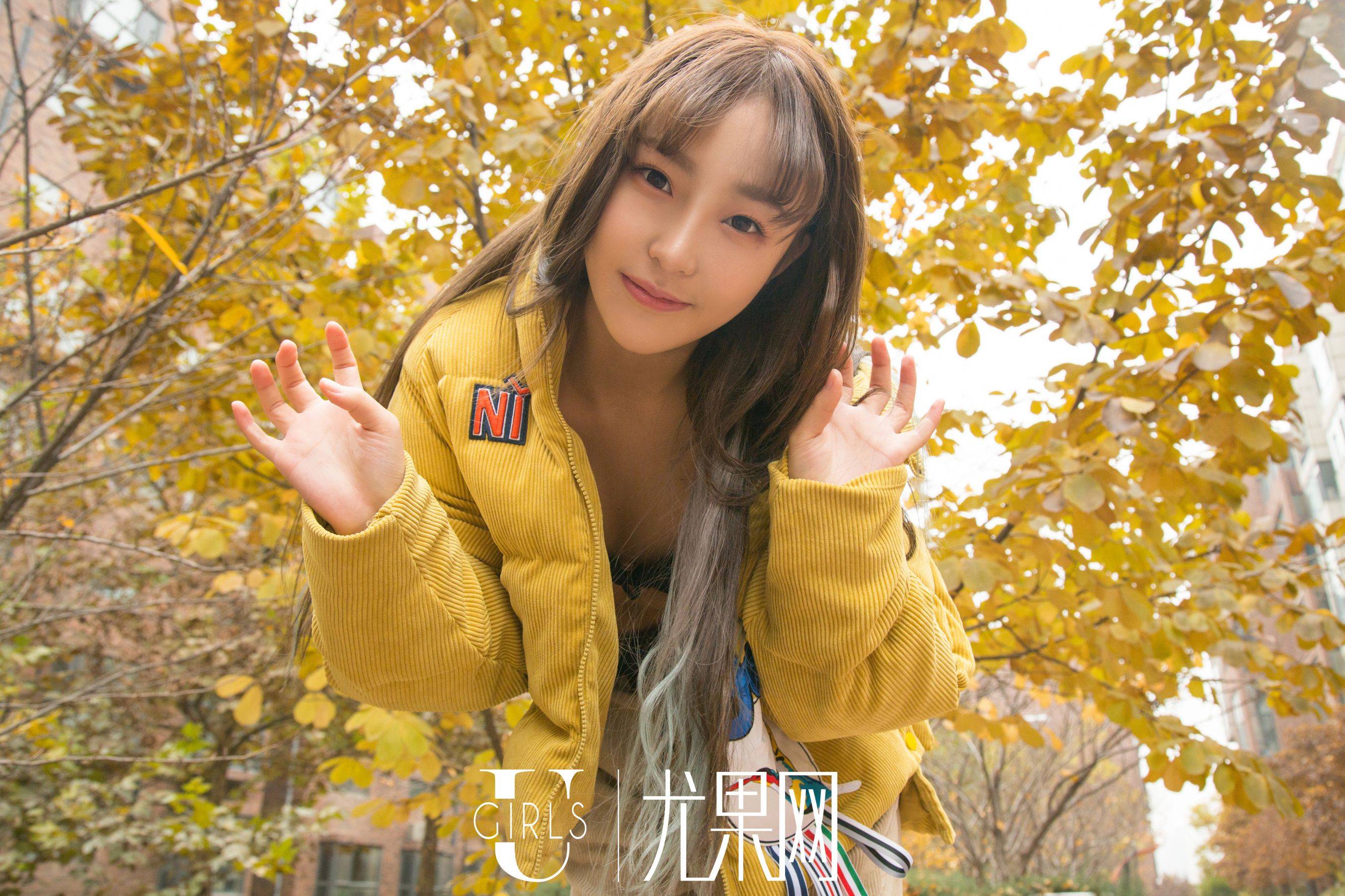 [尤果网] U248 含含《邻家小妹》Xiuren秀人写真高清美女套图写真下载-看套图看套图