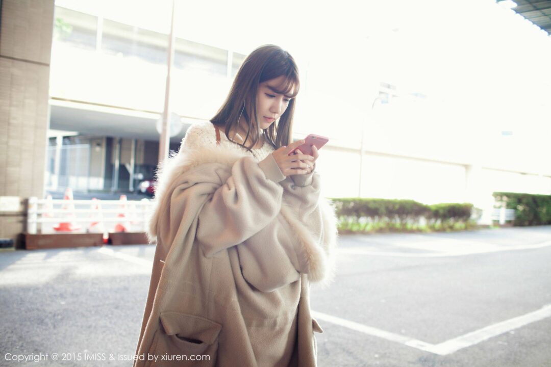 网红陈潇《日本之旅街拍》 [爱蜜社IMiss] Vol.010Xiuren秀人写真高清美女套图写真下载-看套图看套图