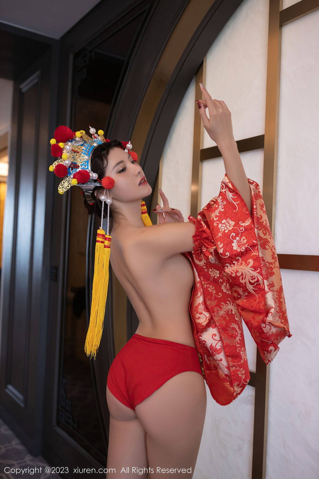 [XiuRen秀人网] No.6308 就是阿朱啊 美臀妩媚-看套图