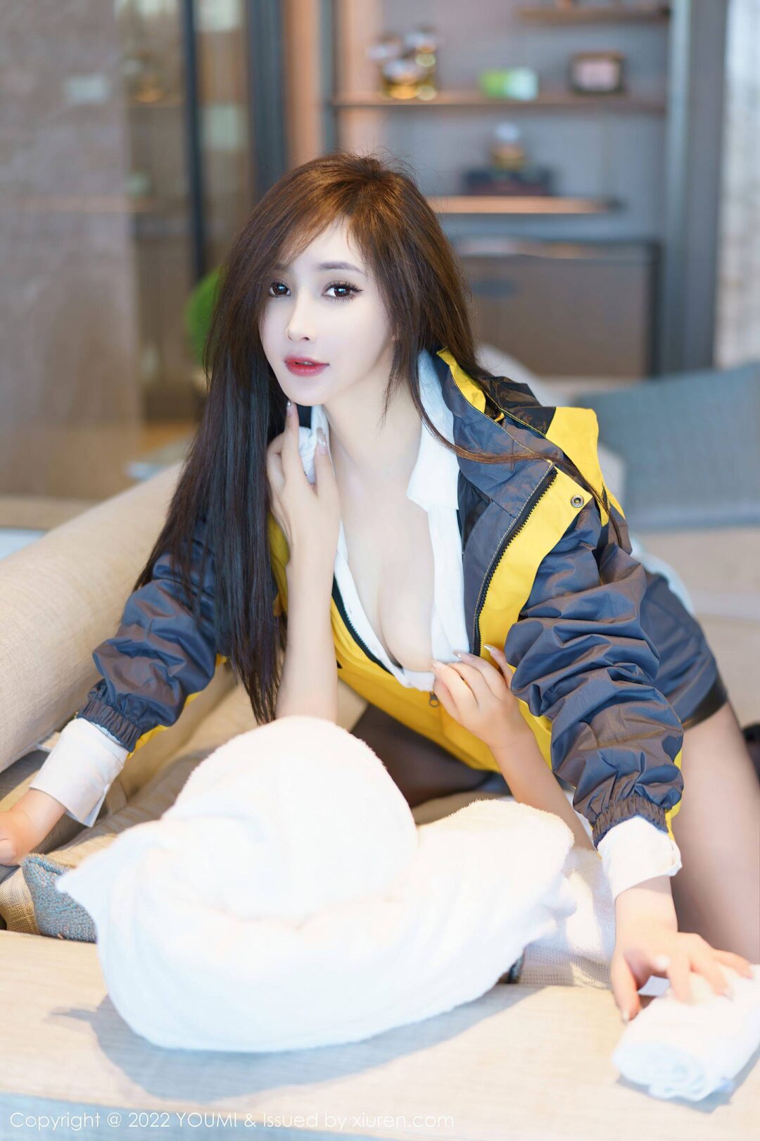 [YOUMI尤蜜荟] VOL.884 Carol周妍希 黑丝美臀-看套图