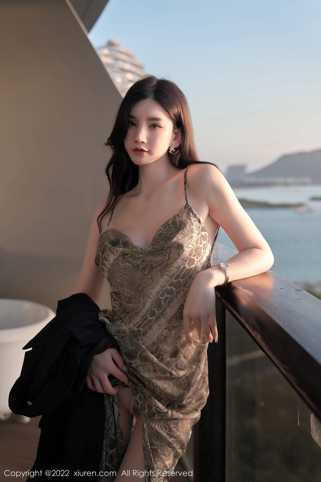 [XiuRen秀人网] No.4676 周于希Sally 三亚旅拍丝袜写真-看套图