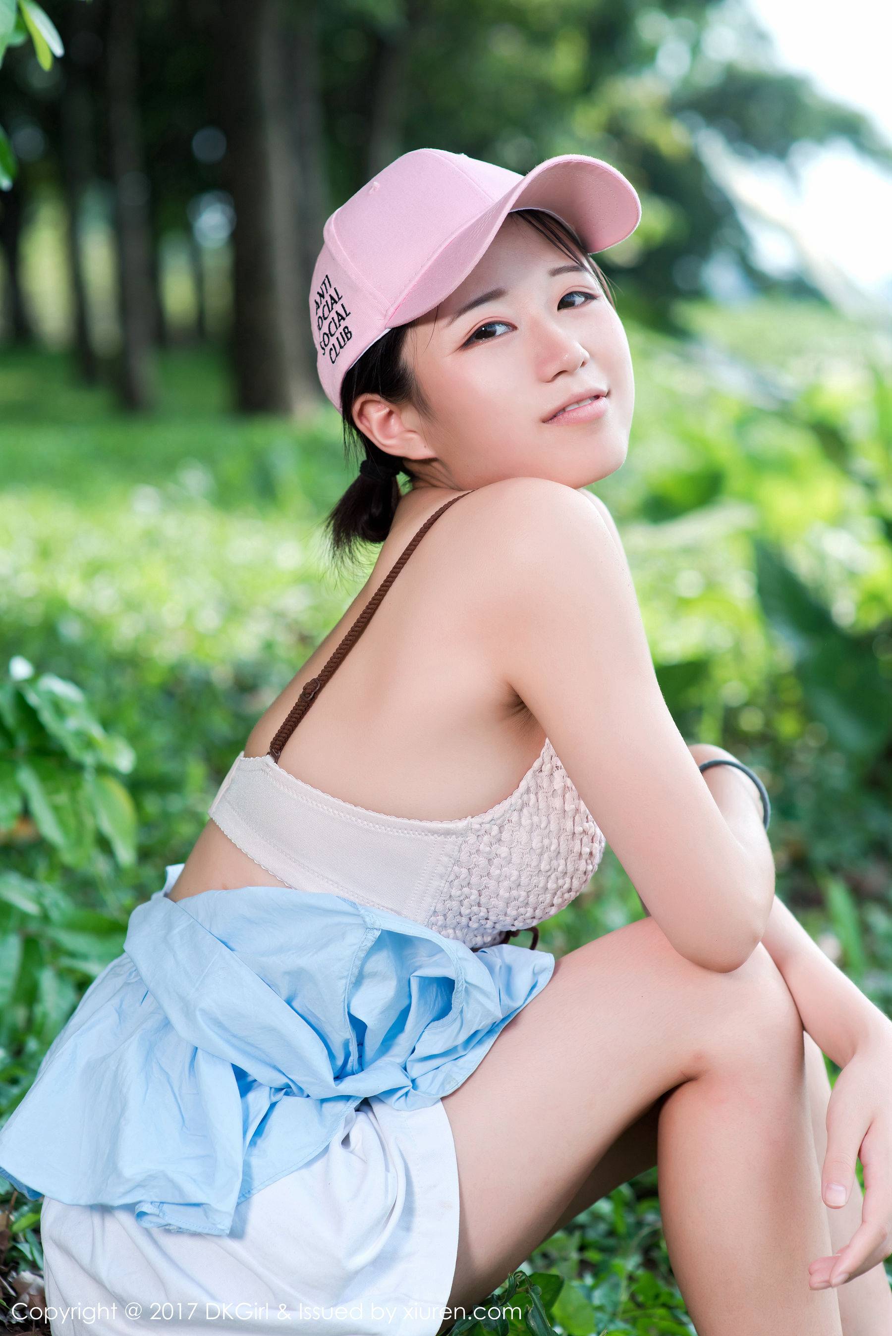 仓井优香《童颜美乳，日系清纯少女，户外露出》 [御女郎DKGirl] Vol.039Xiuren秀人写真高清美女套图写真下载-看套图看套图