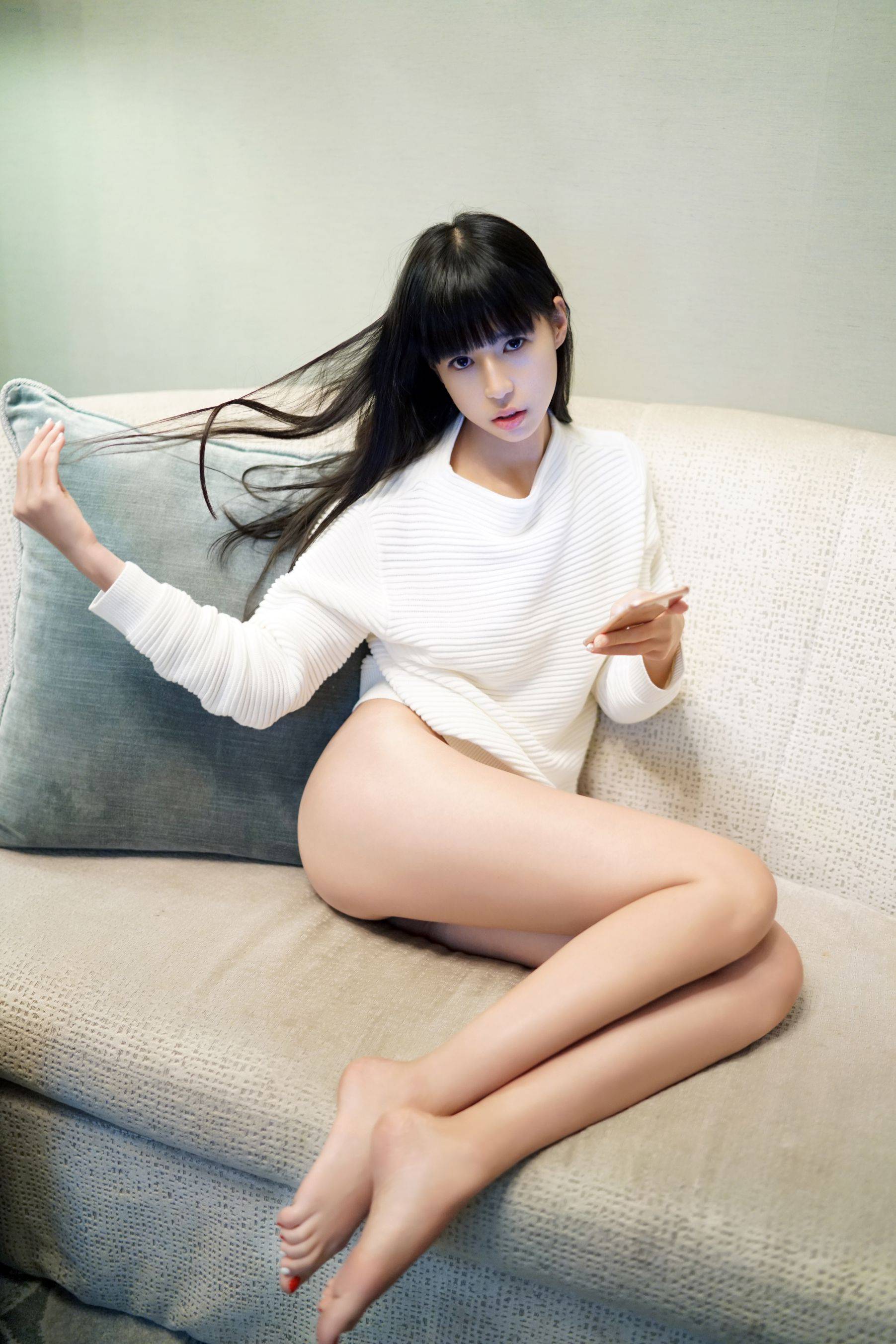 艾栗栗《窈窕匀称、起伏有致》 [推女郎TuiGirl] No.069Xiuren秀人写真高清美女套图写真下载-看套图看套图