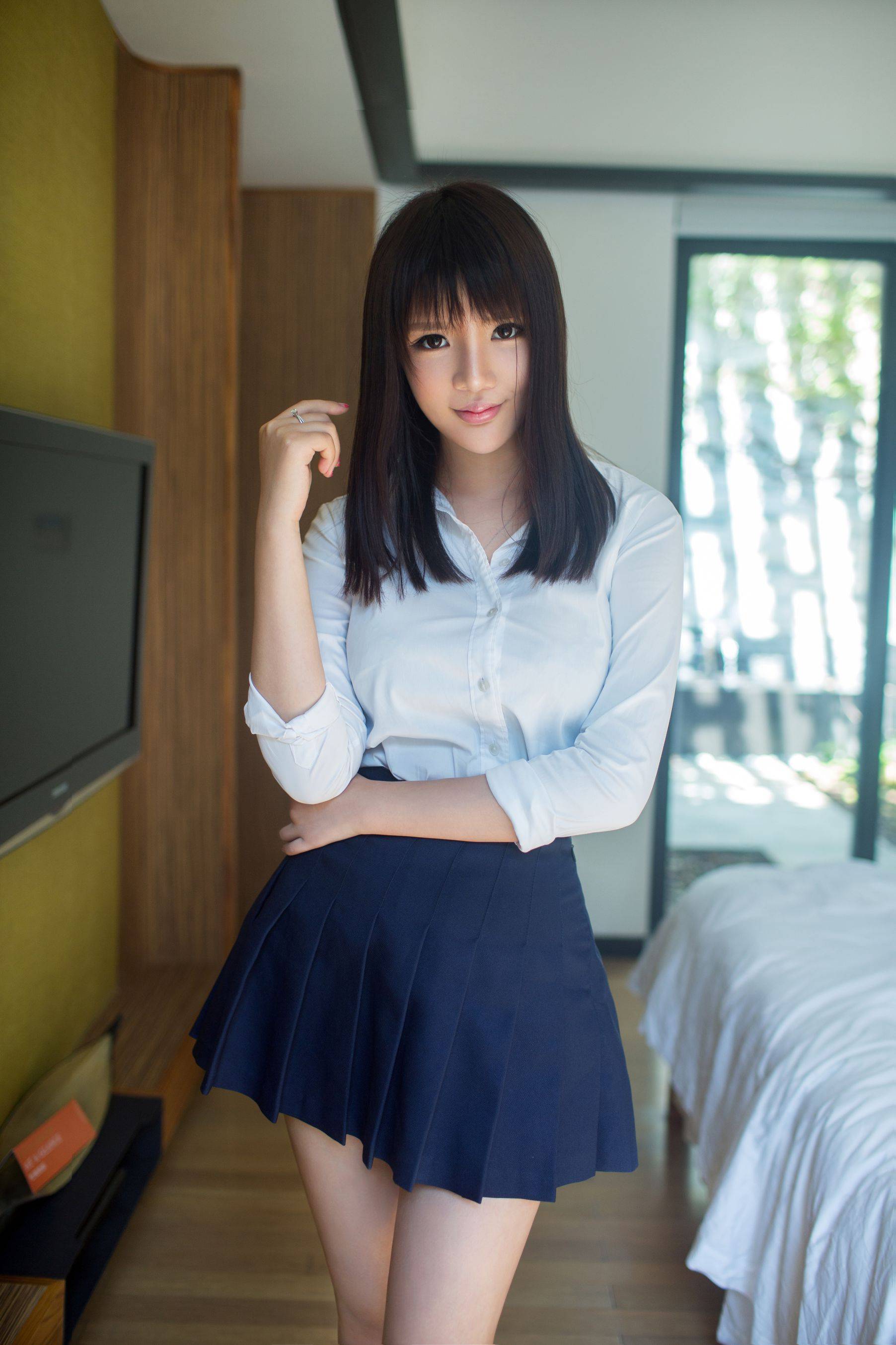 王依萌《萌颜巨乳、高大白美》 [推女郎TuiGirl] No.063Xiuren秀人写真高清美女套图写真下载-看套图看套图