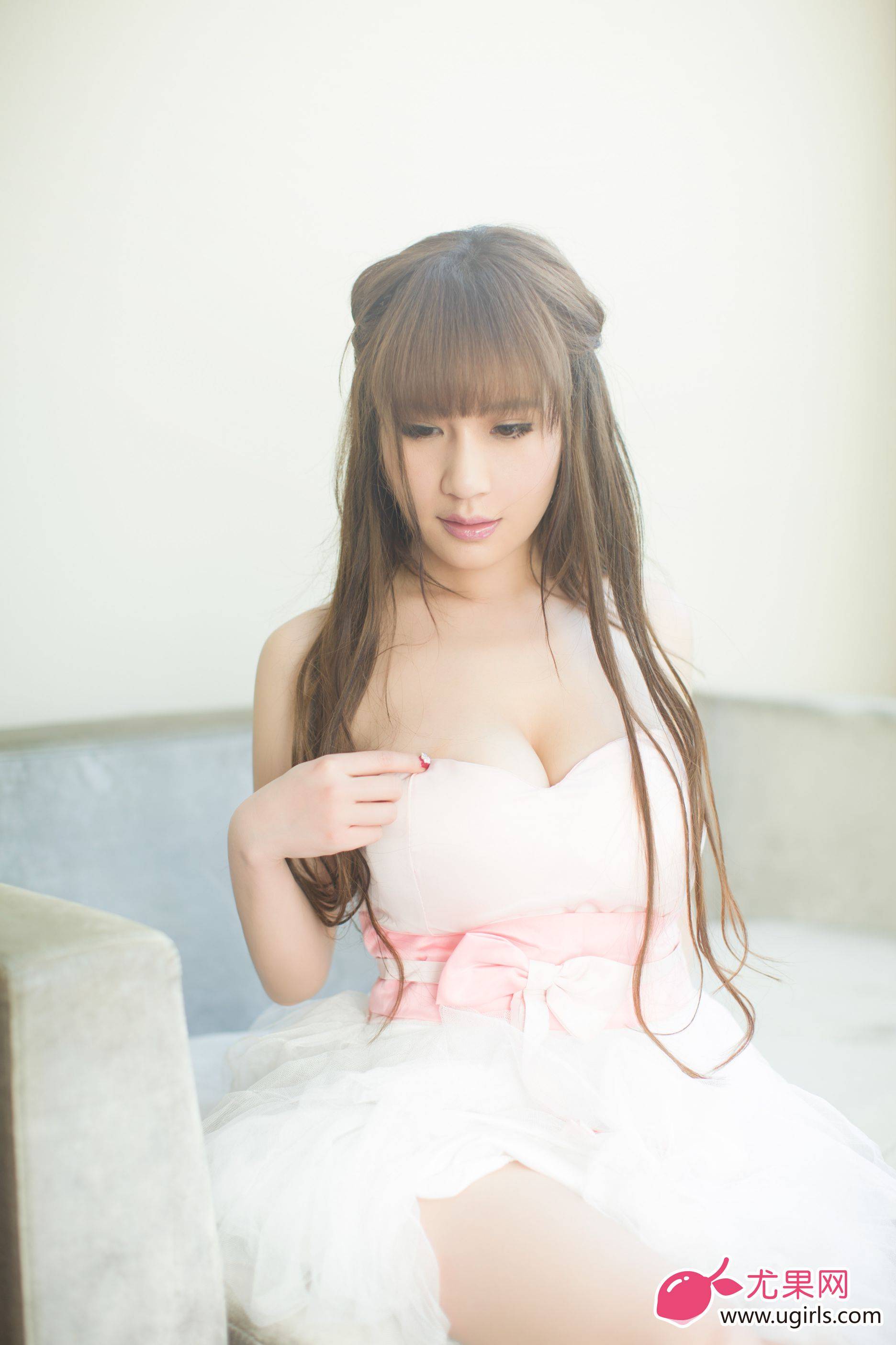 [尤果网Ugirls] E014 苏可可 IIXiuren秀人写真高清美女套图写真下载-看套图看套图