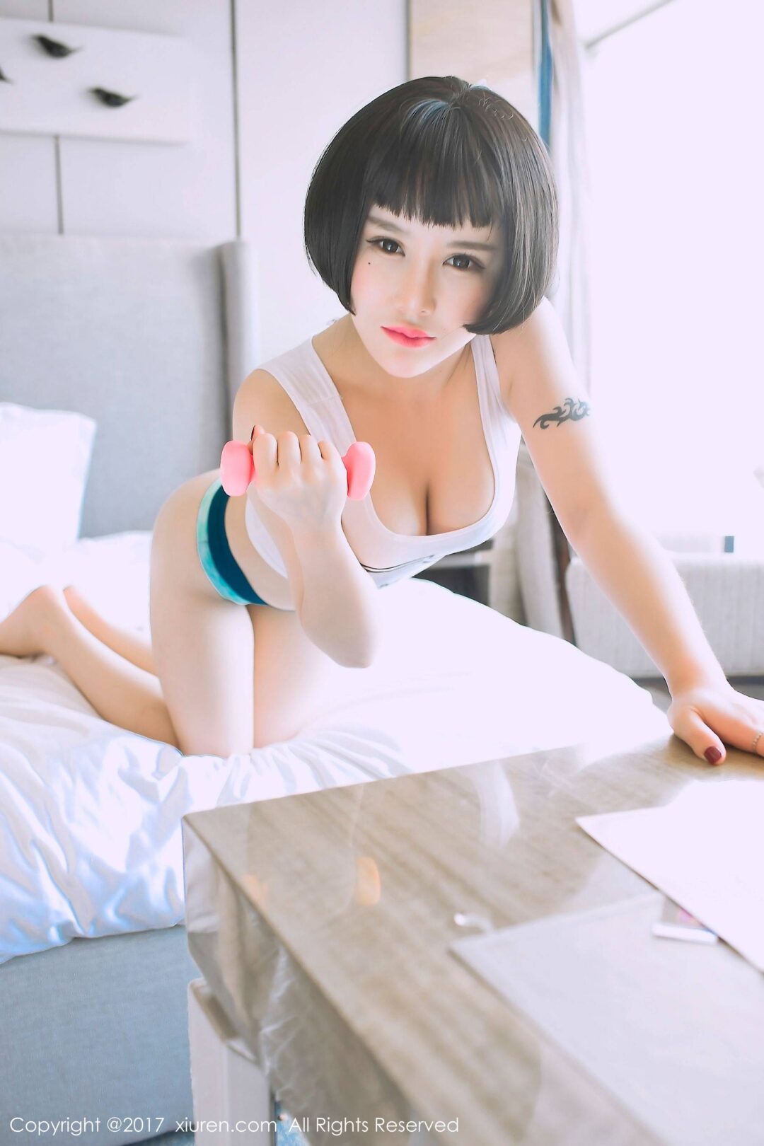 浑圆粉嫩新晋妹子@佑熙 [秀人网XIUREN] No.794-看套图