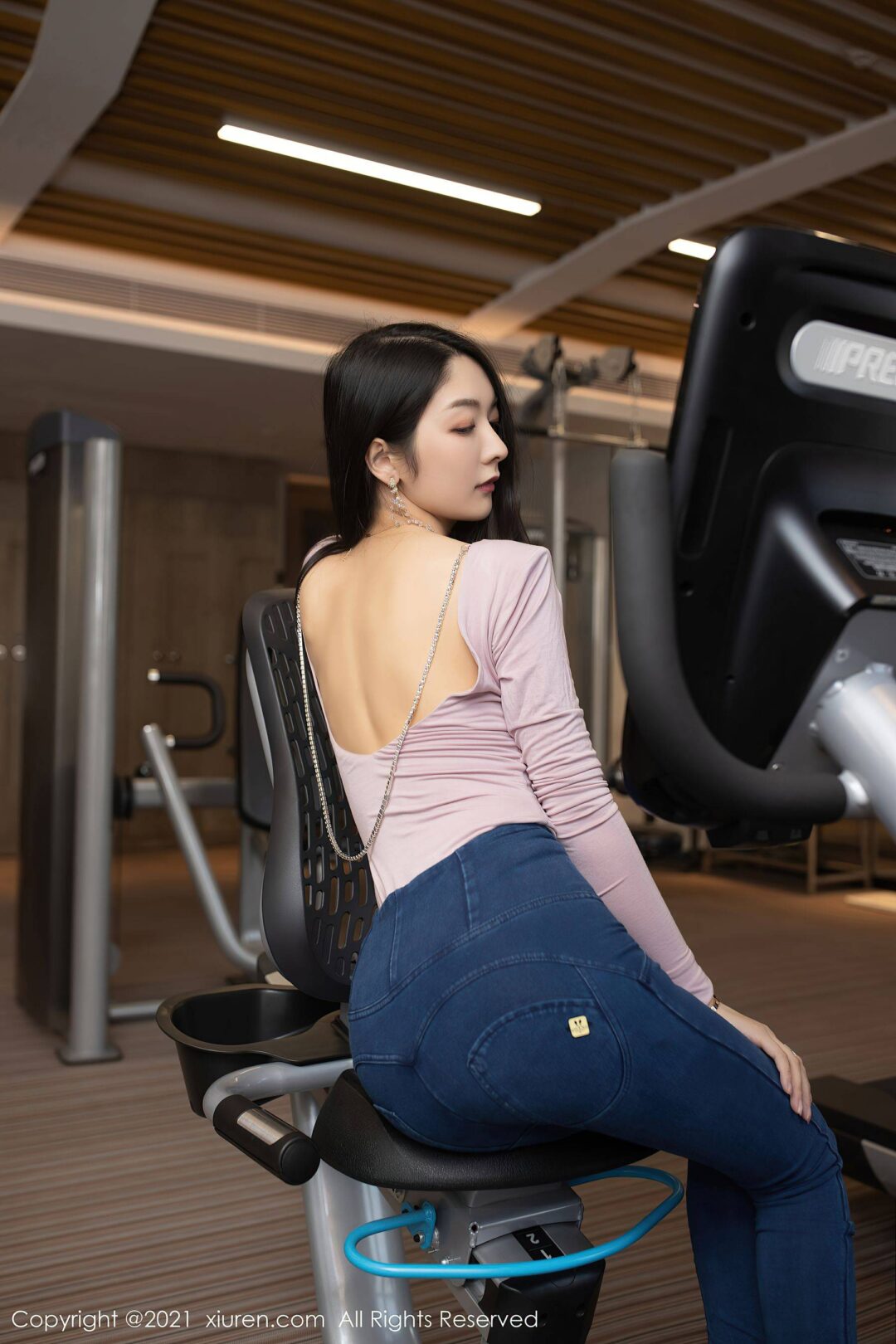 [秀人XIUREN] No.3227 Angela00-看套图