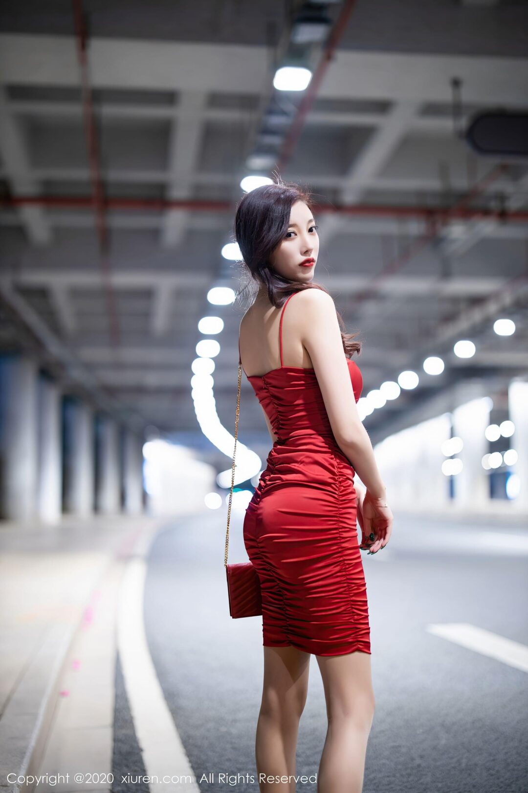 [秀人XiuRen] No.2514 杨晨晨sugarXiuren秀人写真高清美女套图写真下载-看套图看套图