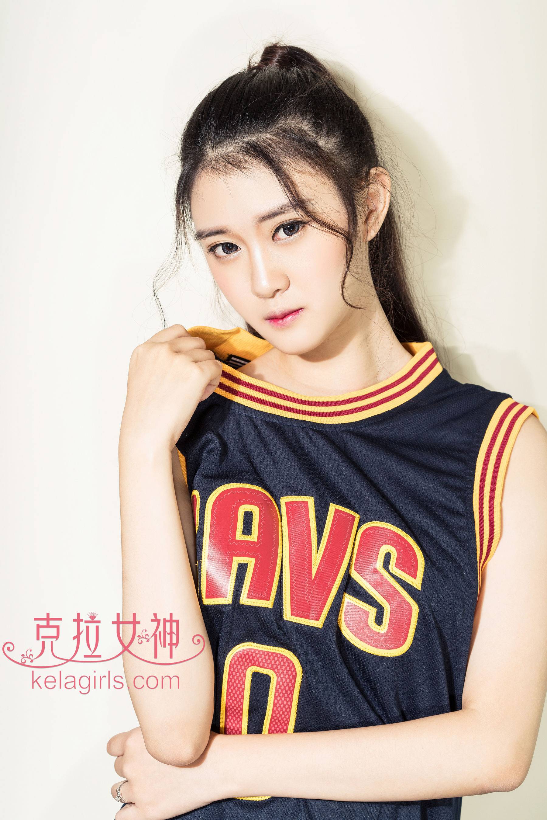苏可可《校花梦想家》 [克拉女神]Xiuren秀人写真高清美女套图写真下载-看套图看套图