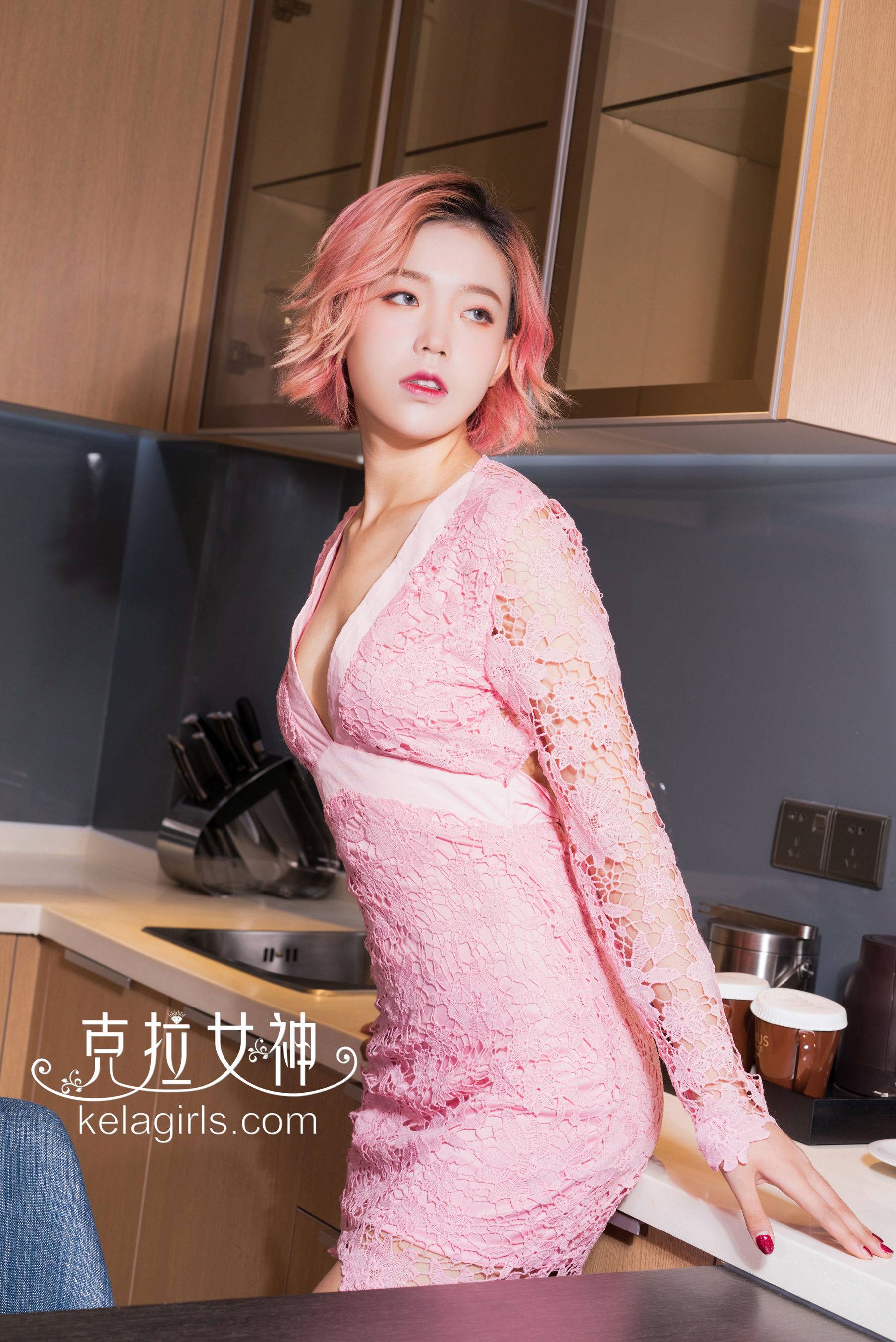 小帆《骄阳似火》 [克拉女神Kelagirls]Xiuren秀人写真高清美女套图写真下载-看套图看套图
