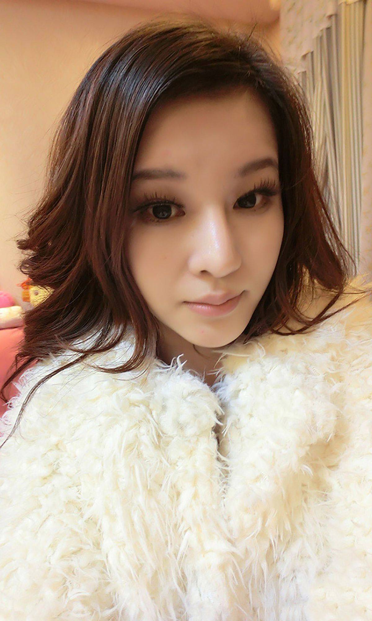 纯小希、南湘Baby、王轶玲《金枝欲叶》 [爱尤物Ugirls] No.035-看套图