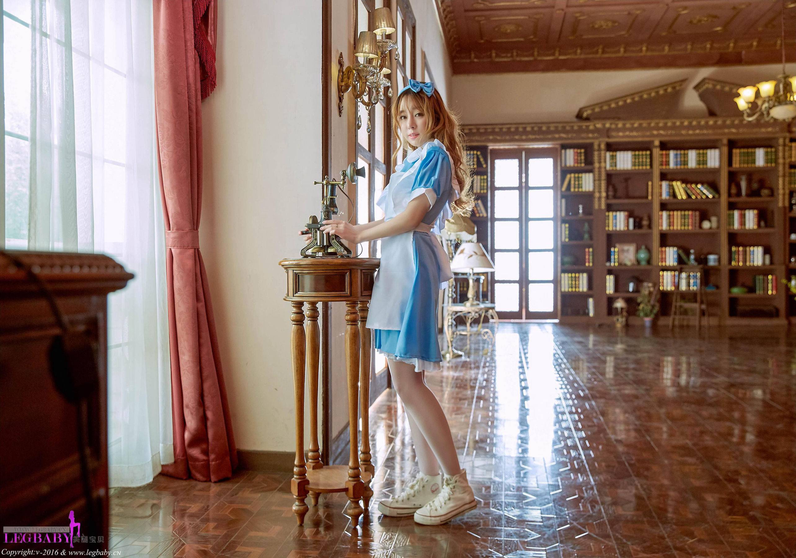王语纯《美丝女仆装》 [Legbaby美腿宝贝] V020Xiuren秀人写真高清美女套图写真下载-看套图看套图