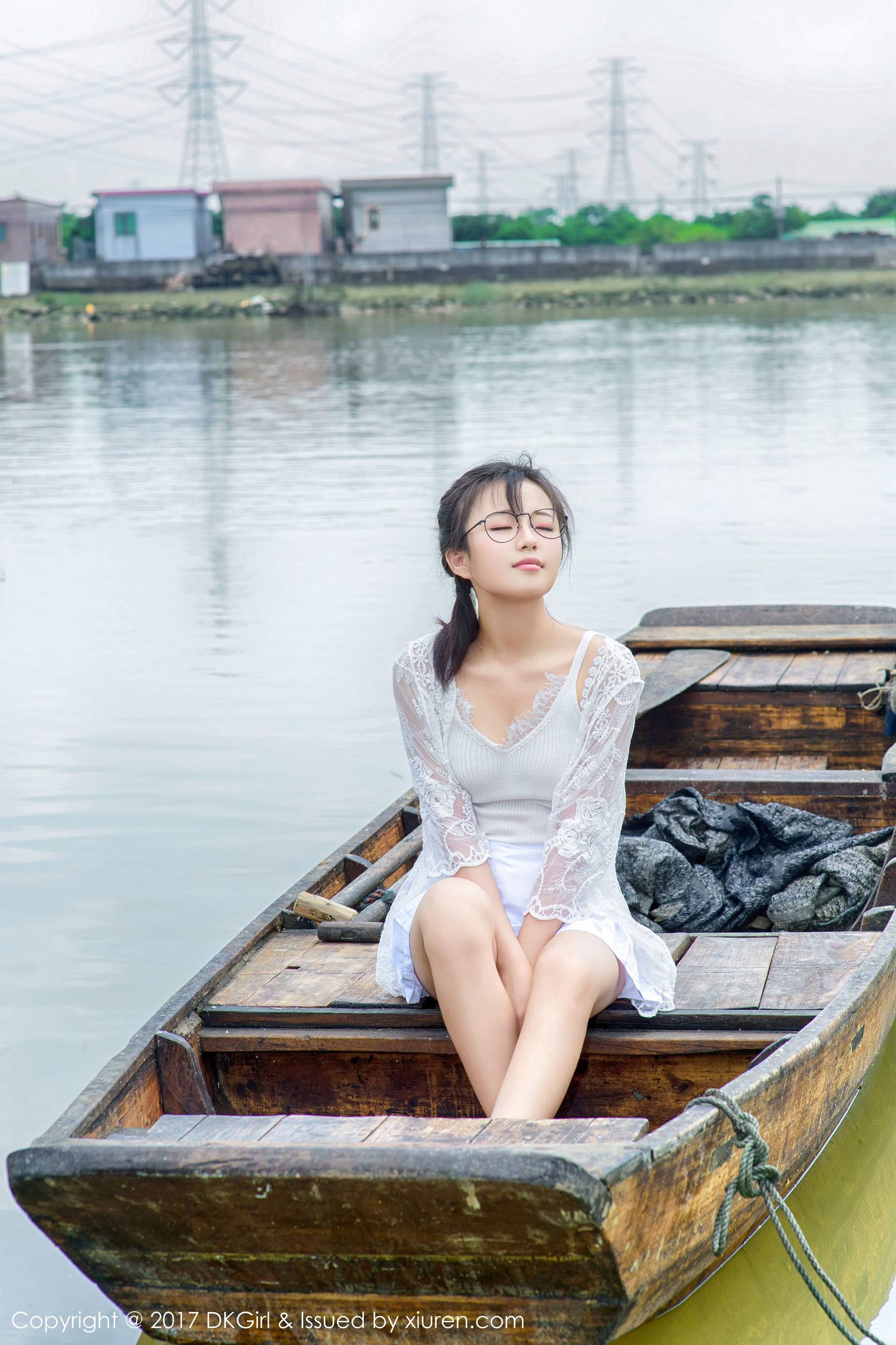 仓井优香《低涌之夏主题》 [DK御女郎] VOL.051Xiuren秀人写真高清美女套图写真下载-看套图看套图