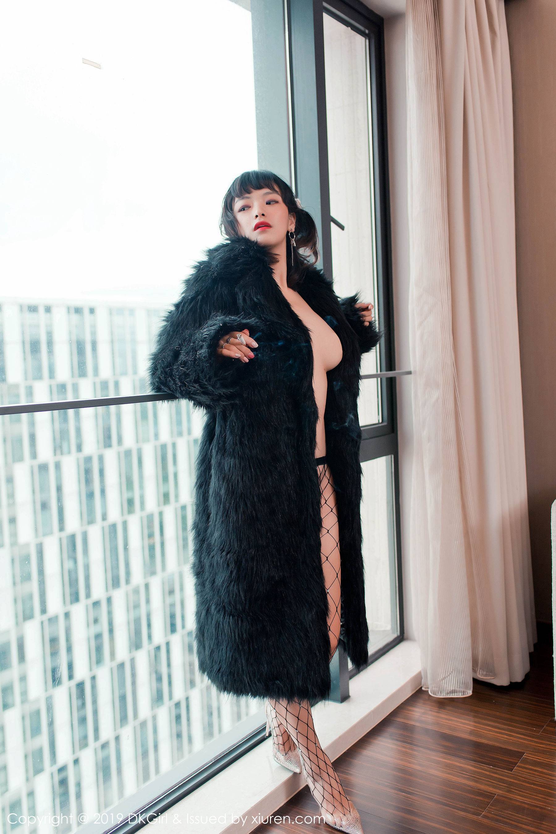 [御女郎DKGirl] Vol.118 张花花Xiuren秀人写真高清美女套图写真下载-看套图看套图