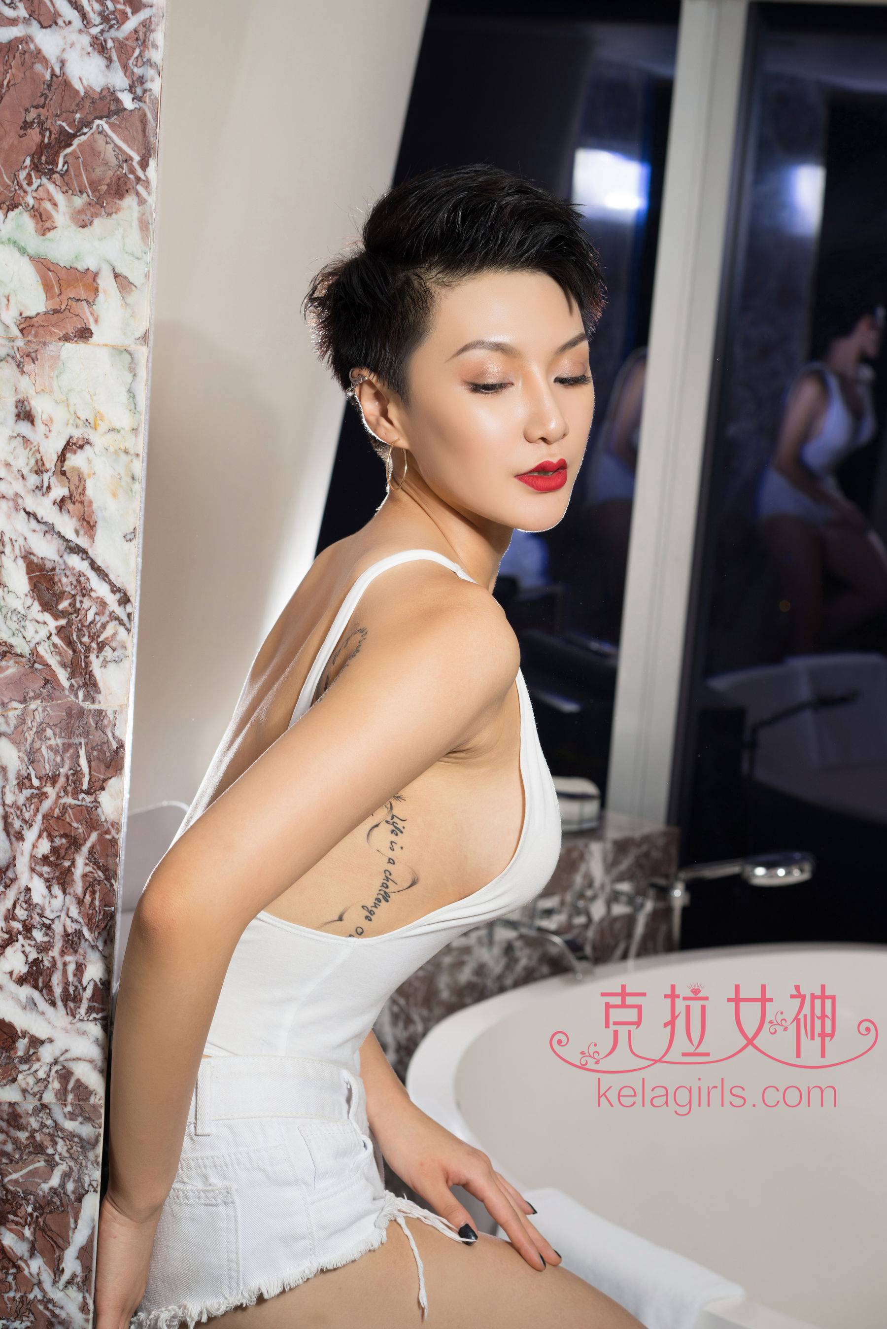 Shadow《Punk》 [克拉女神]Xiuren秀人写真高清美女套图写真下载-看套图看套图
