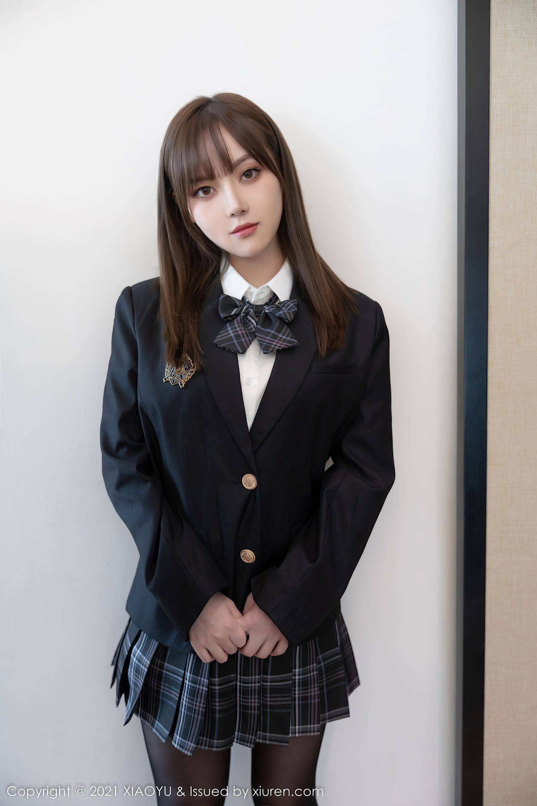 [语画界XIAOYU] Vol.677 豆瓣酱Xiuren秀人写真高清美女套图写真下载-看套图看套图