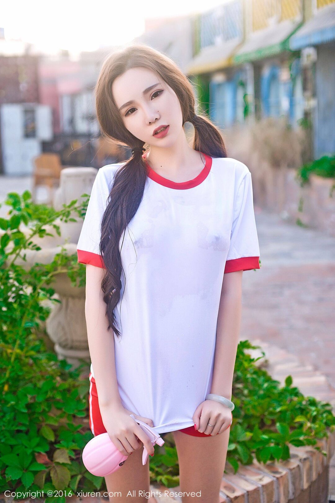 萌琪琪Irene《如同妖孽般的美女》 [秀人网XiuRen] No.669-看套图