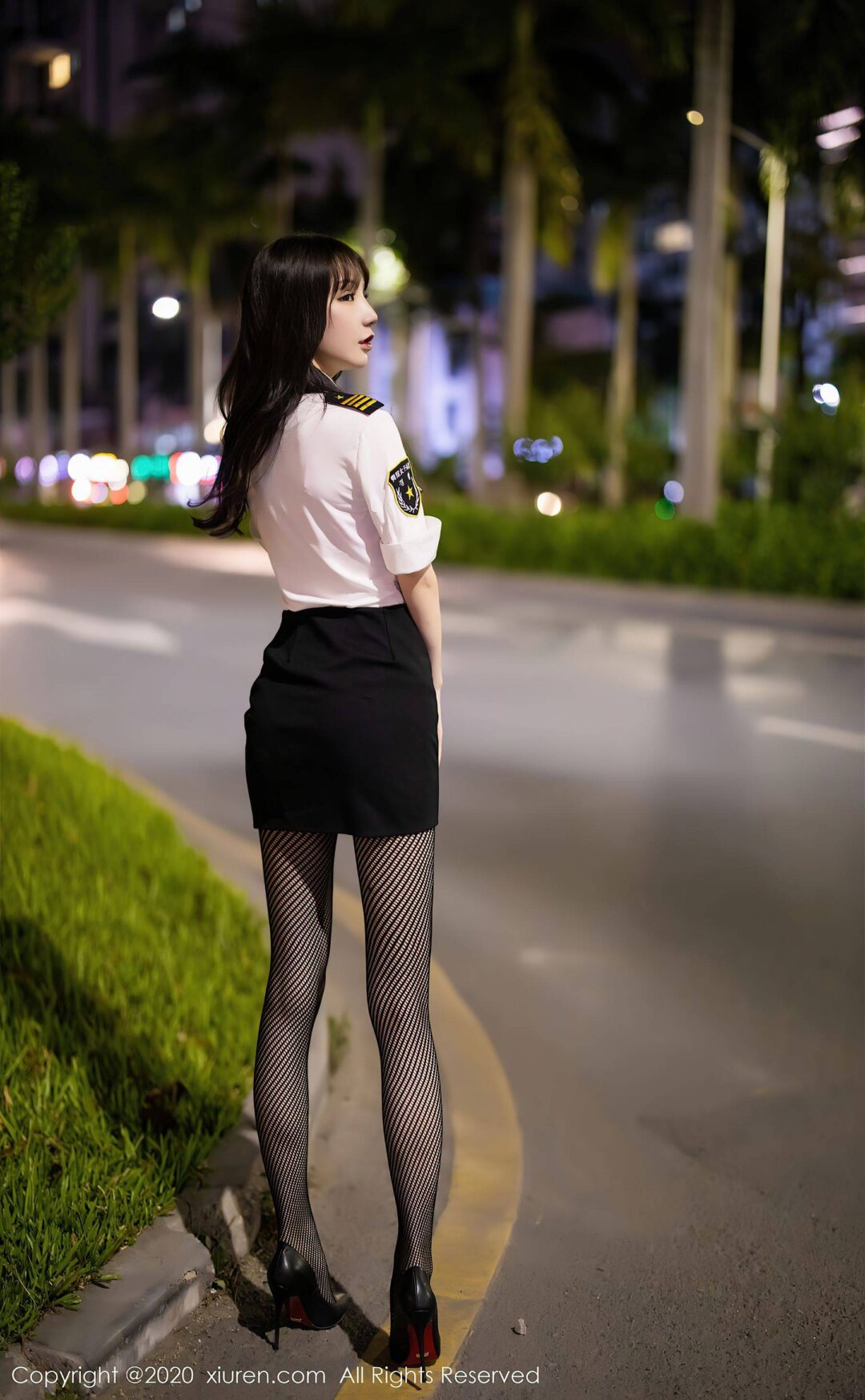 [秀人XIUREN] No.2820 周于希SandyXiuren秀人写真高清美女套图写真下载-看套图看套图