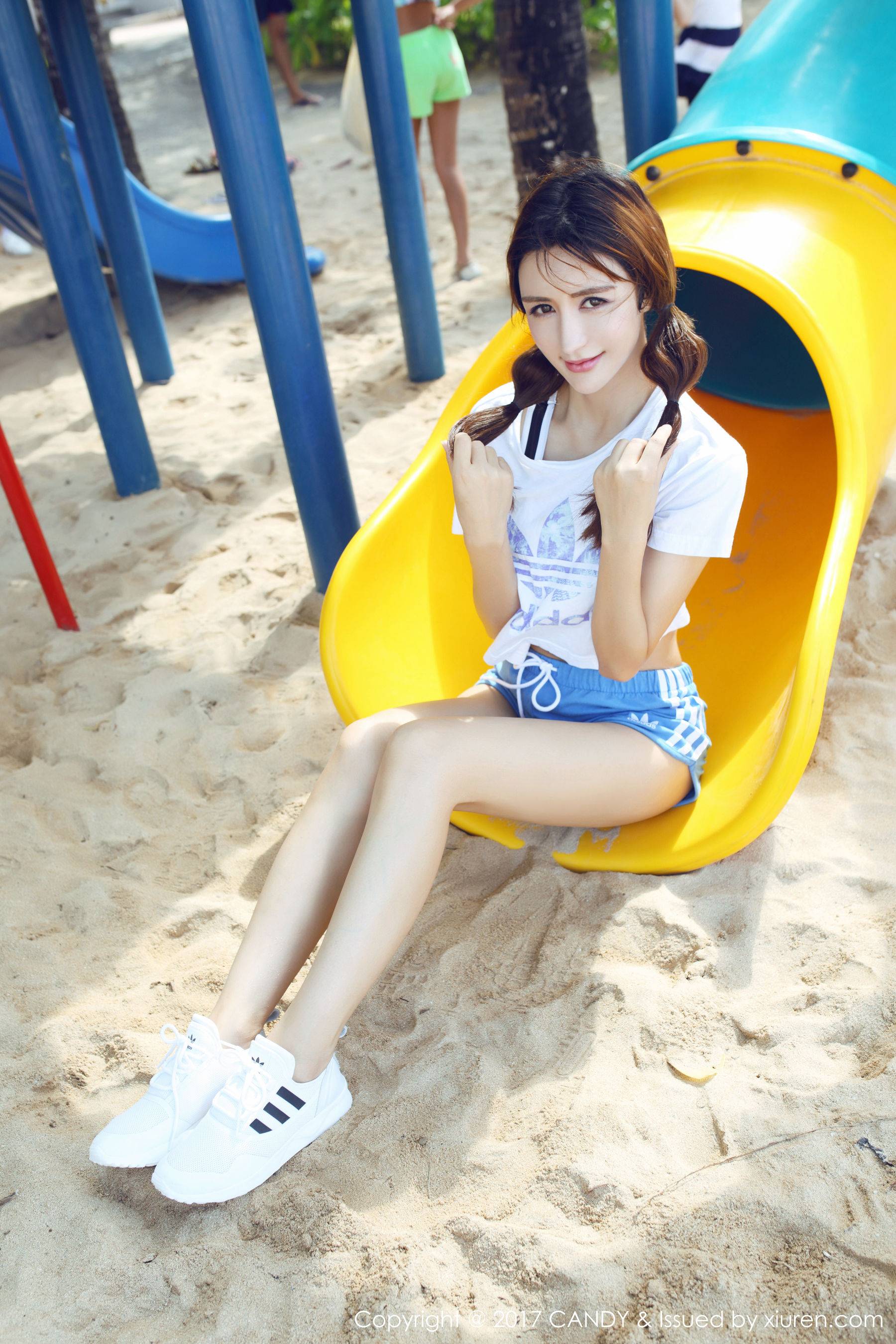 伊莉娜《海边沙滩女神系列》 [糖果画报CANDY] VOL.024Xiuren秀人写真高清美女套图写真下载-看套图看套图