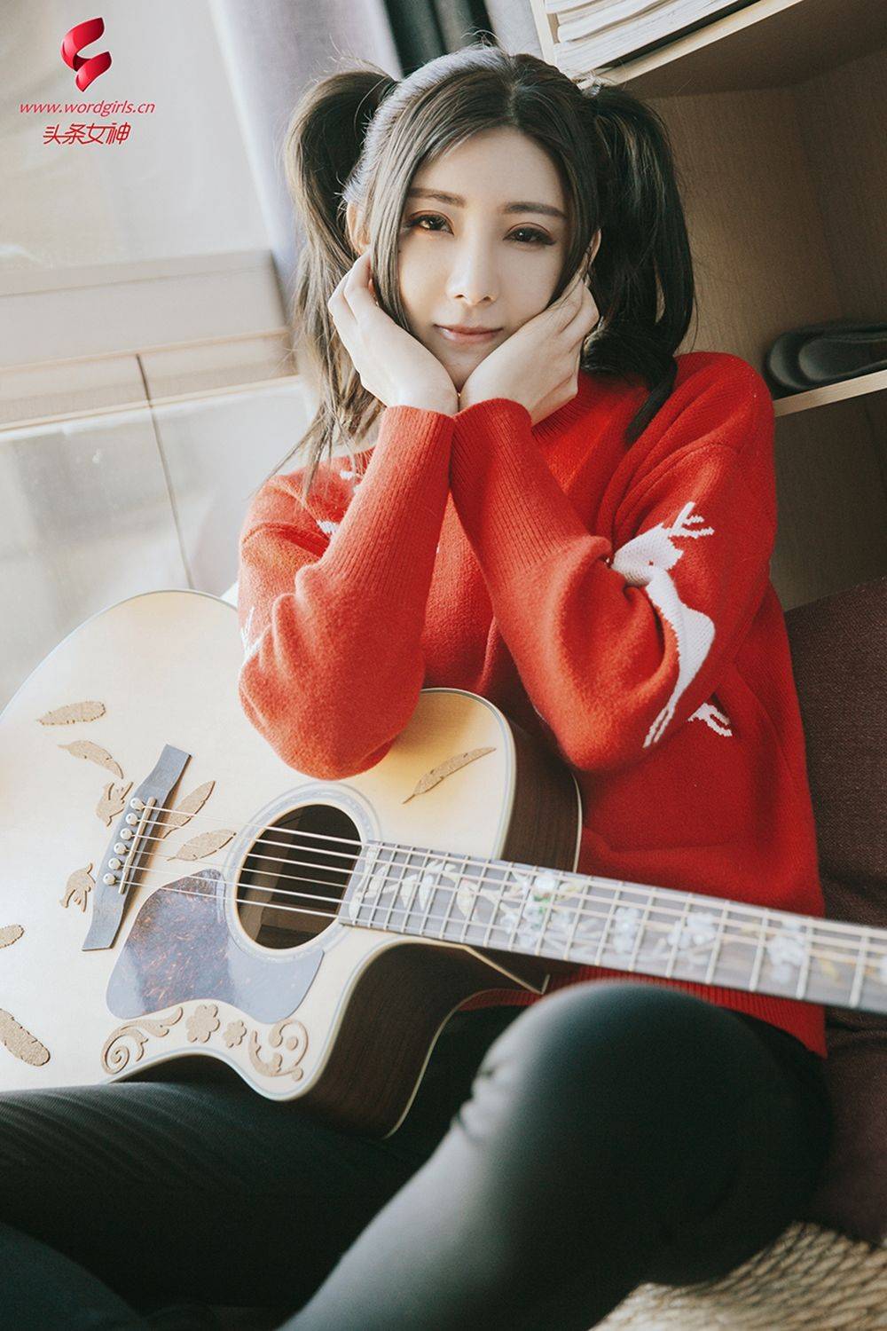 [头条女神TouTiao] 莫晓希 冬日暖阳Xiuren秀人写真高清美女套图写真下载-看套图看套图