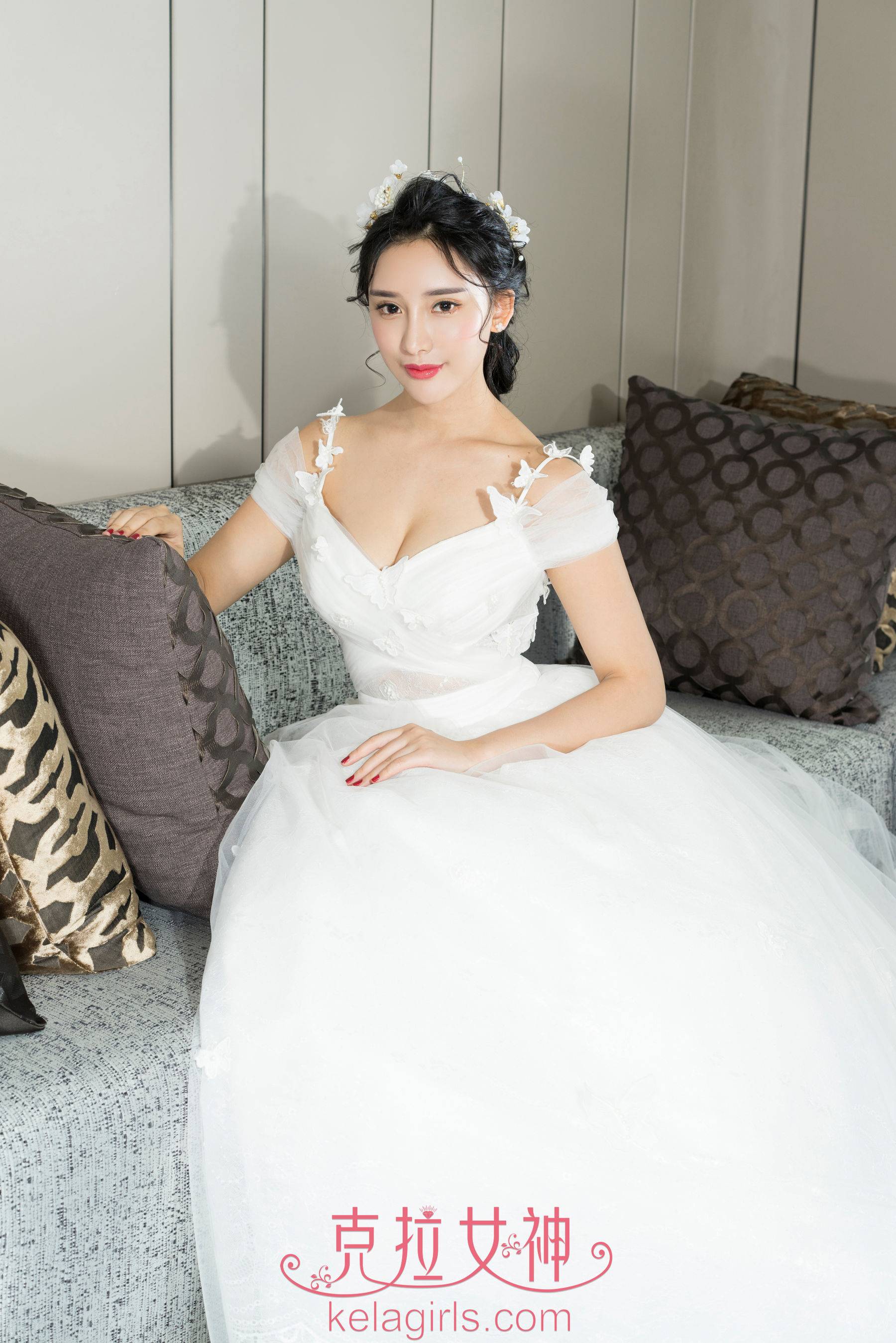 小西《今天你要嫁给我》 [克拉女神]Xiuren秀人写真高清美女套图写真下载-看套图看套图