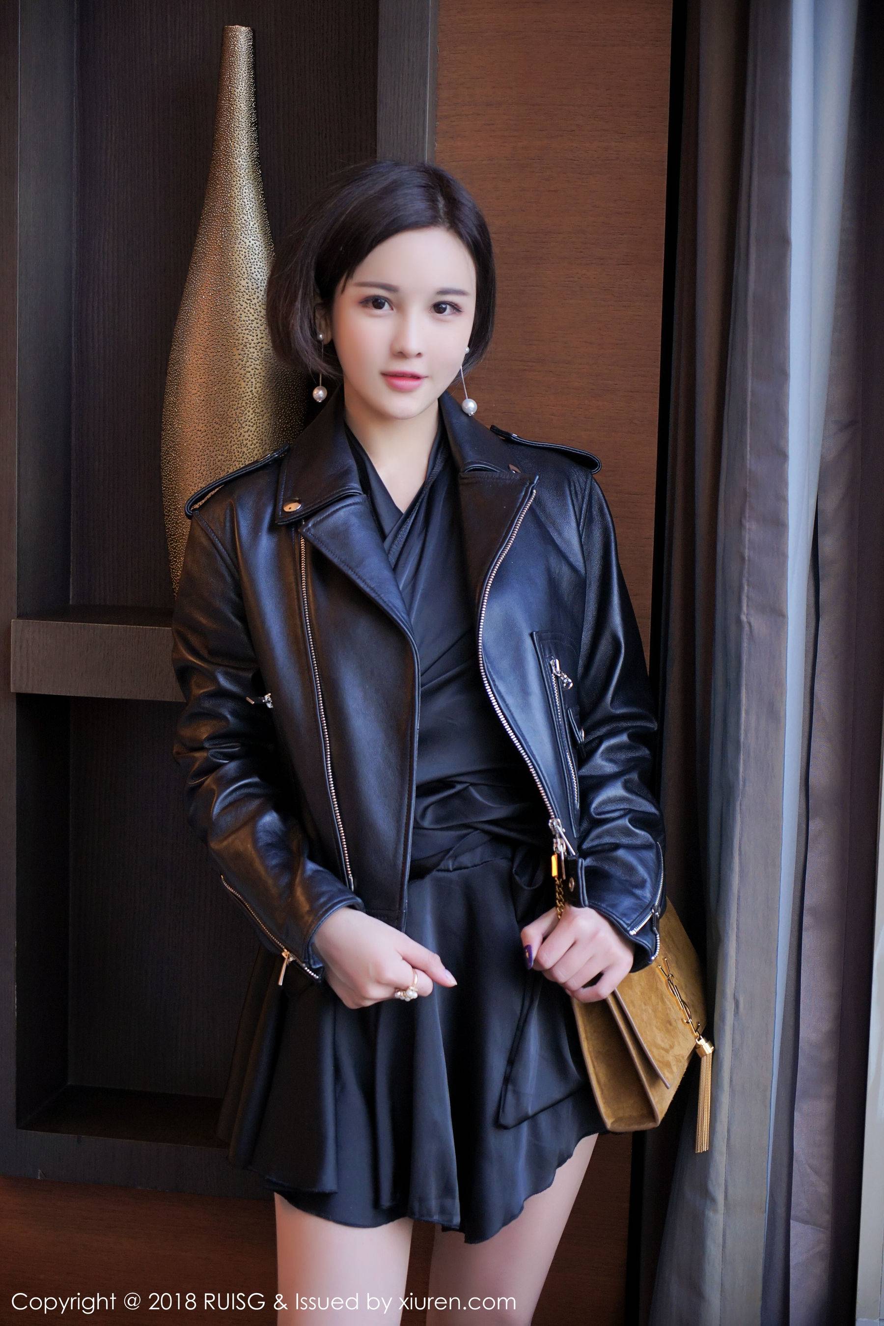 清纯甜美妹子@米粒sweet [瑞丝馆RUISG] Vol.037Xiuren秀人写真高清美女套图写真下载-看套图看套图