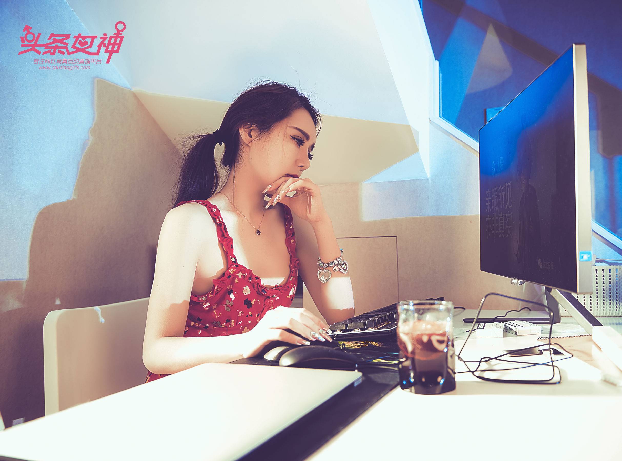 《第五人格》 [头条女神Toutiaogirls]Xiuren秀人写真高清美女套图写真下载-看套图看套图