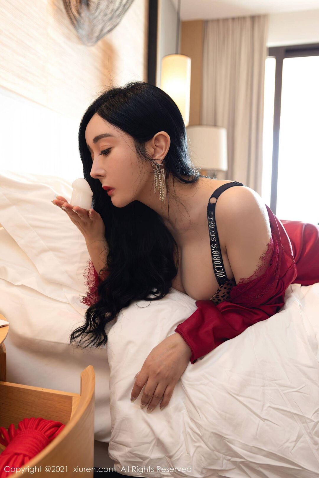 [秀人XIUREN] No.3347 允爾-看套图