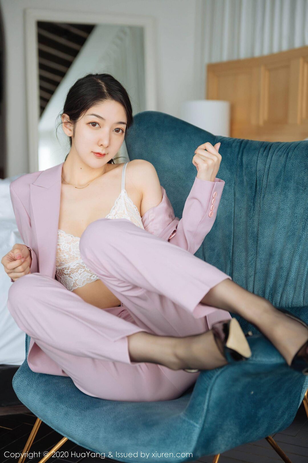 [花漾HuaYang] Vol.255 Angela小热巴-看套图