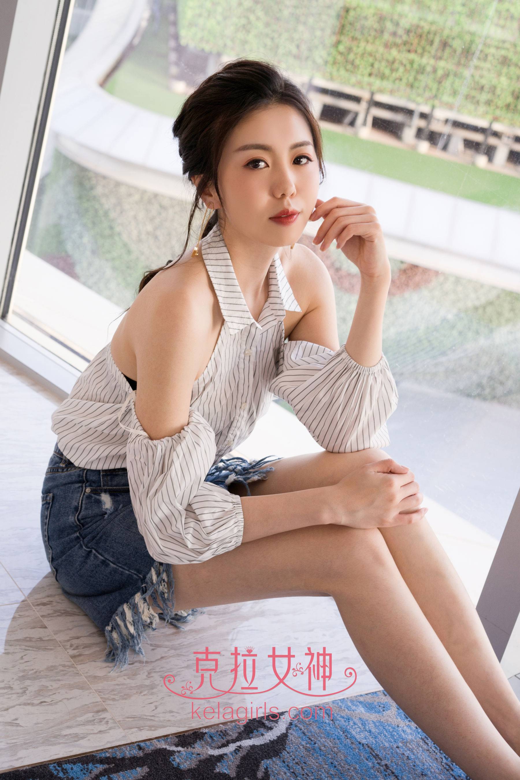 芸斐《岁月静好》 [克拉女神Kelagirls]Xiuren秀人写真高清美女套图写真下载-看套图看套图