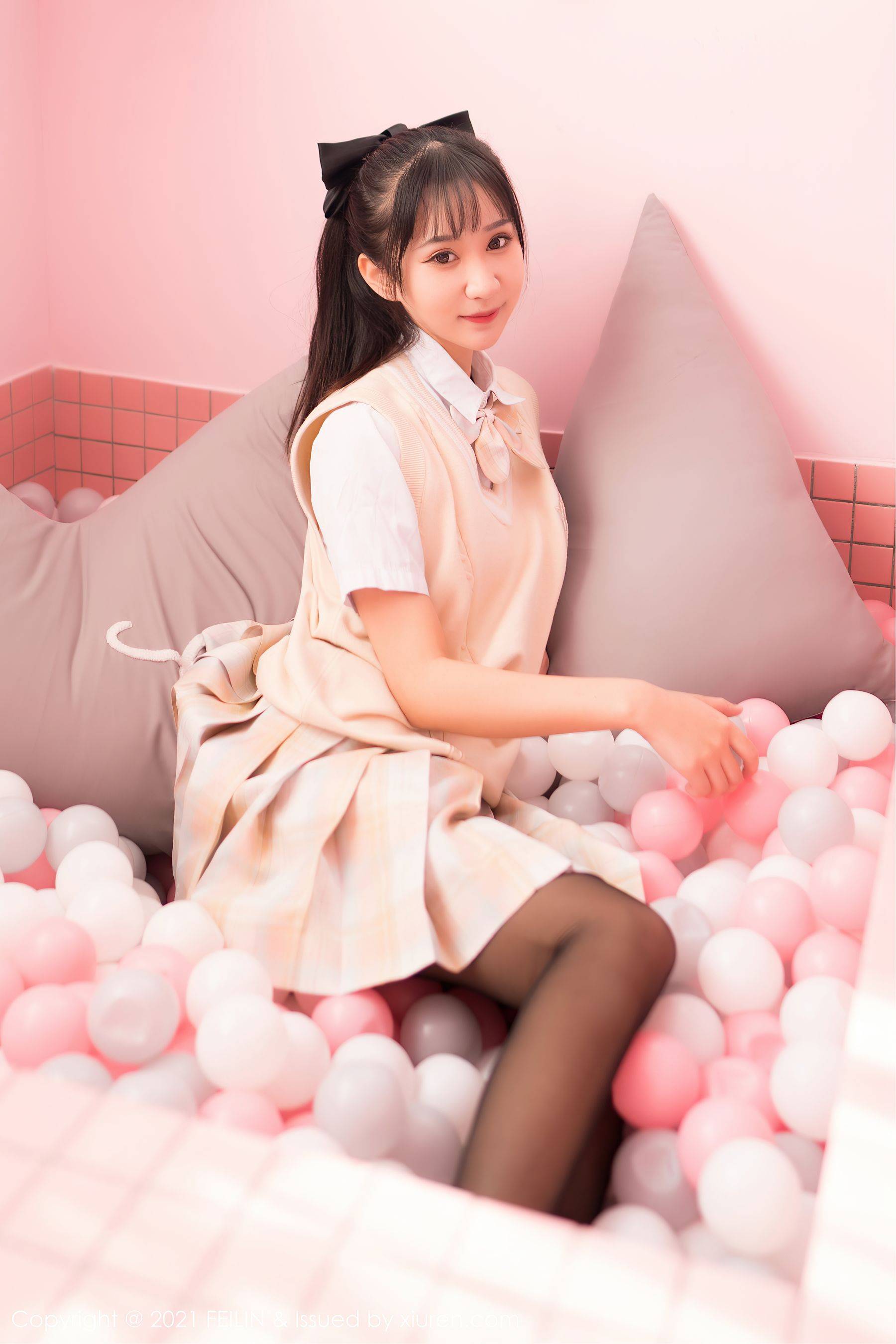 [嗲囡囡FEILIN] VOL.417 小果冻儿Xiuren秀人写真高清美女套图写真下载-看套图看套图