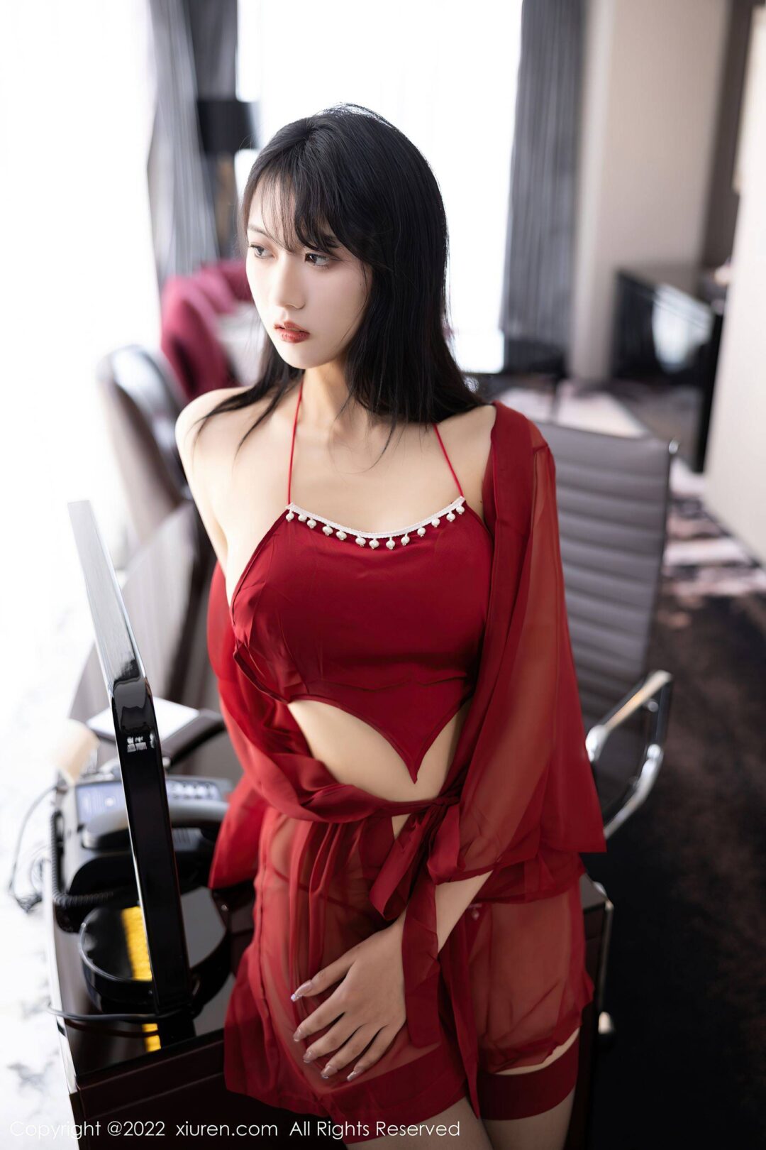 [XiuRen秀人网] No.5850 林子遥 美腿丝袜-看套图