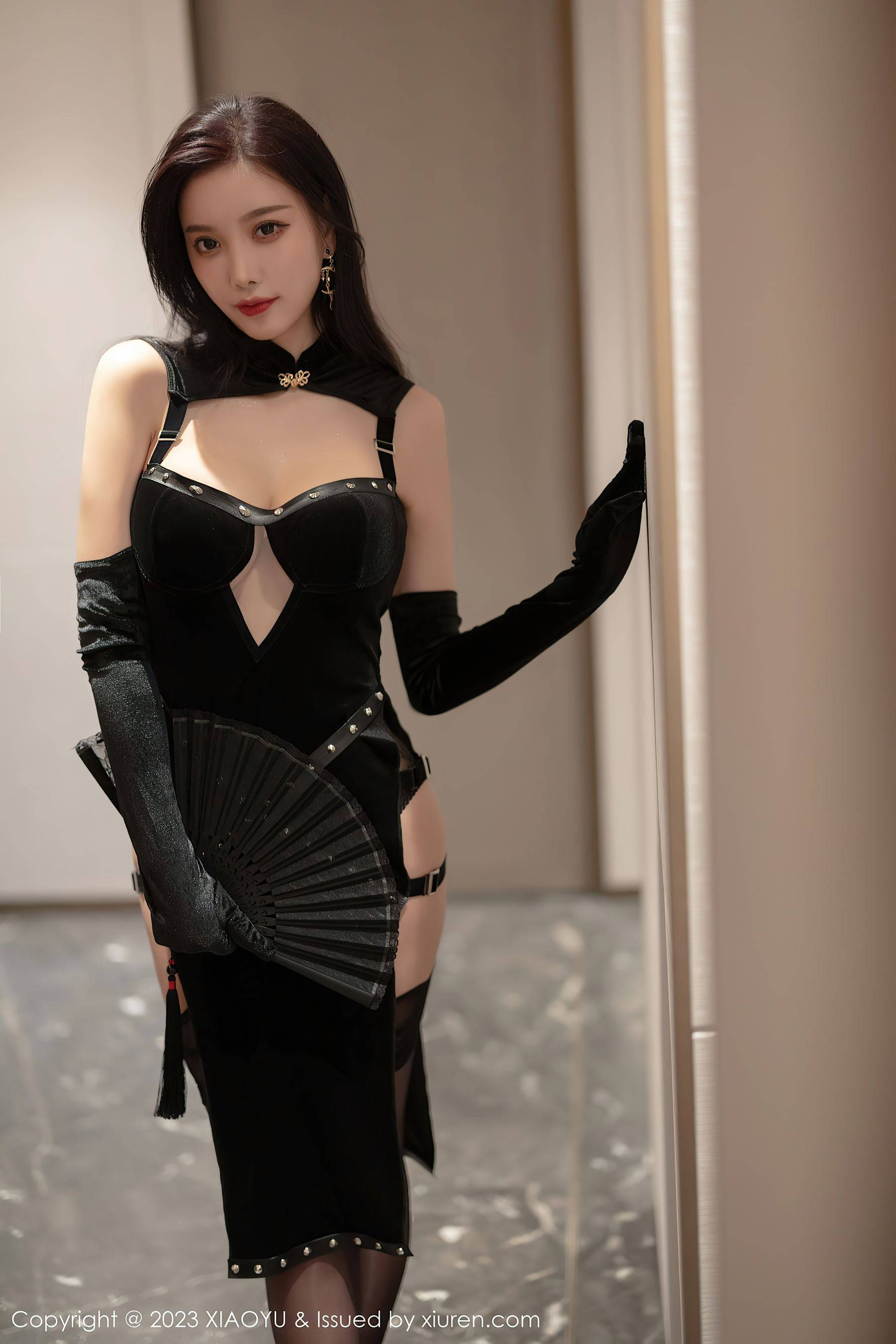 [XIAOYU语画界] VOL.1002 杨晨晨Yome 黑丝美臀Xiuren秀人写真高清美女套图写真下载-看套图看套图